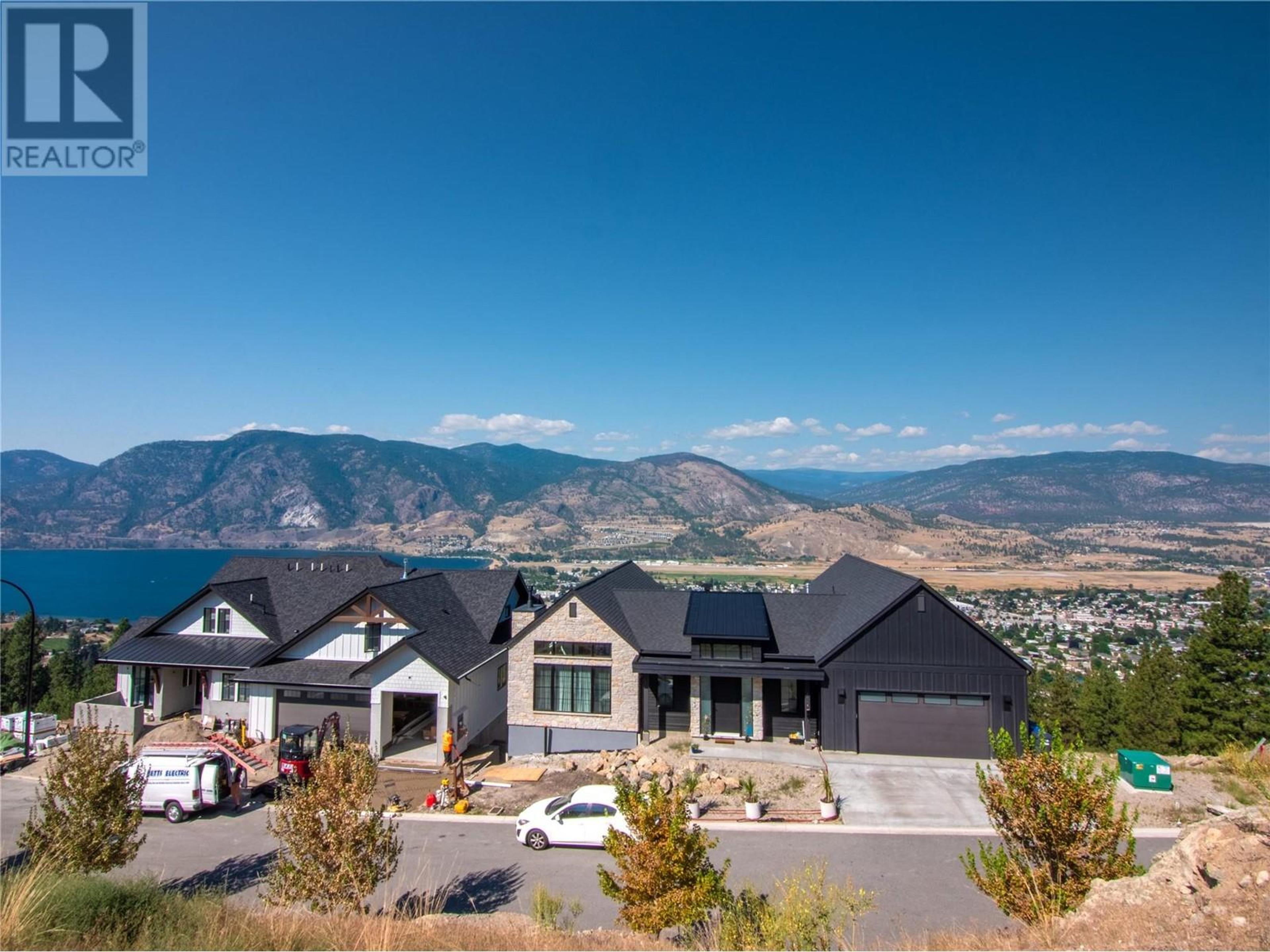 3331 EVERGREEN Drive, Penticton - Exteriors - Photo 4