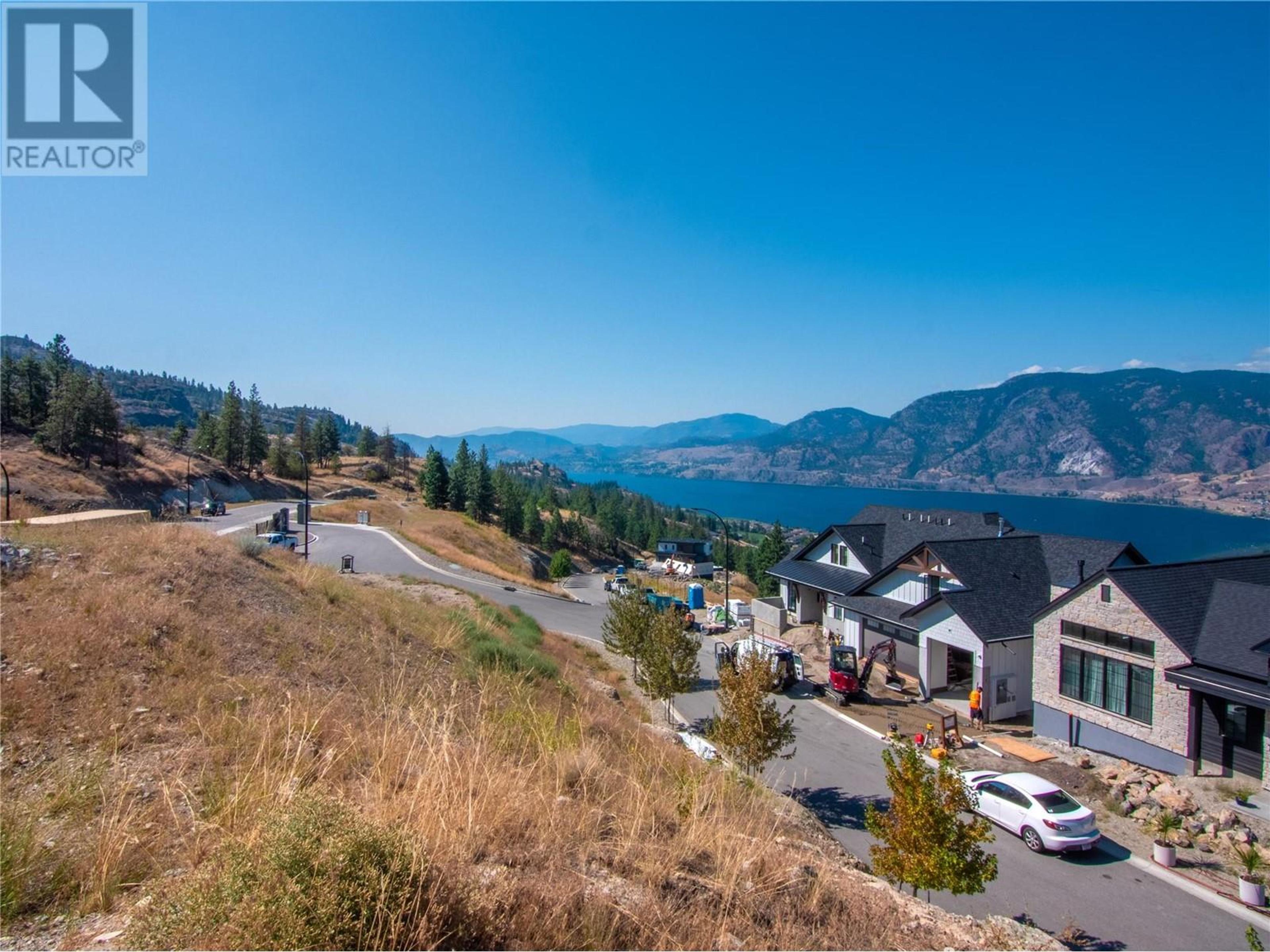 3331 EVERGREEN Drive, Penticton - Exteriors - Photo 6
