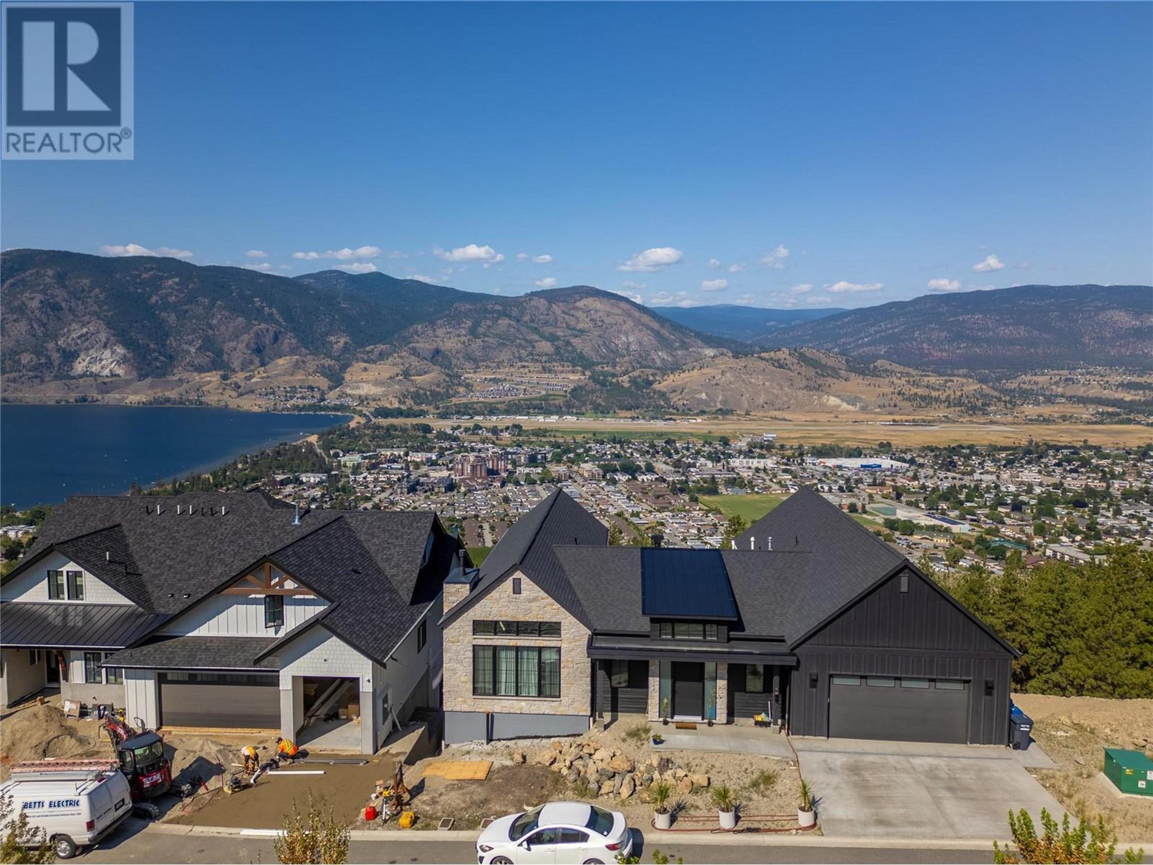 3331 EVERGREEN Drive, Penticton - Exteriors - Photo 11