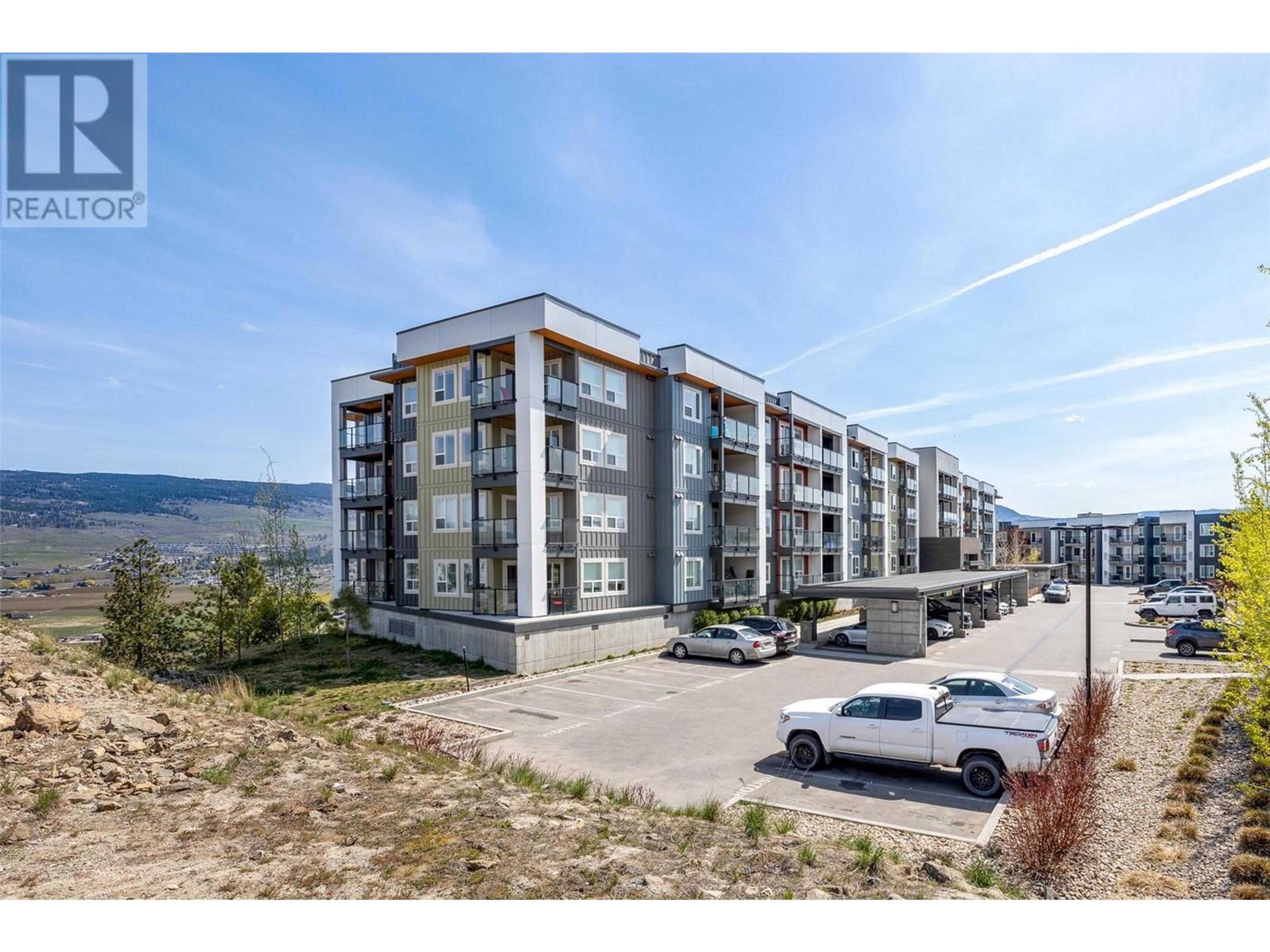 775 Academy Way, Kelowna - Exteriors - Full Complex View - Photo 4