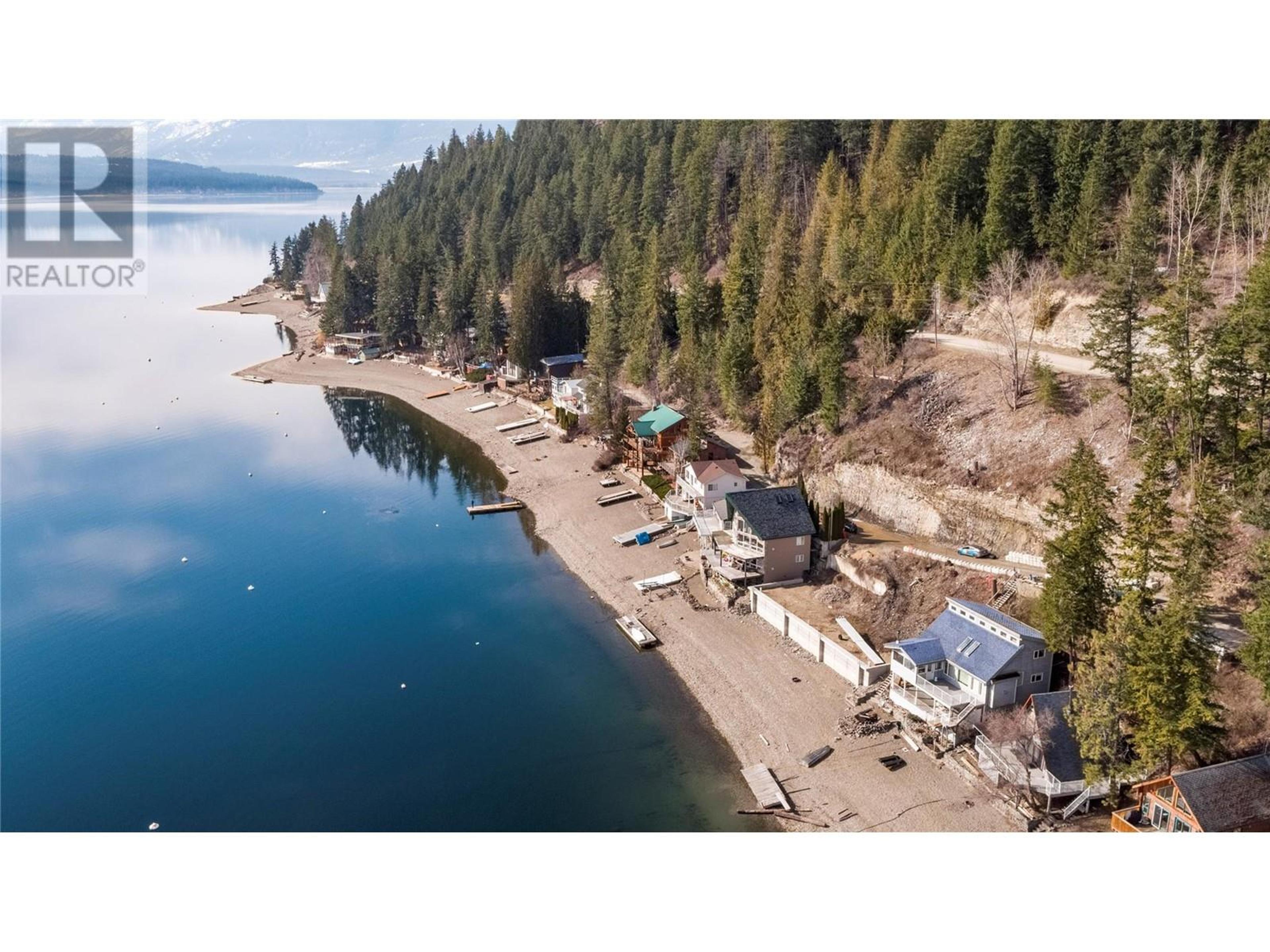 4780 Sunnybrae Canoe Point Road, Tappen - Exteriors - Full Complex View, Drone/Aerial View - Photo 3