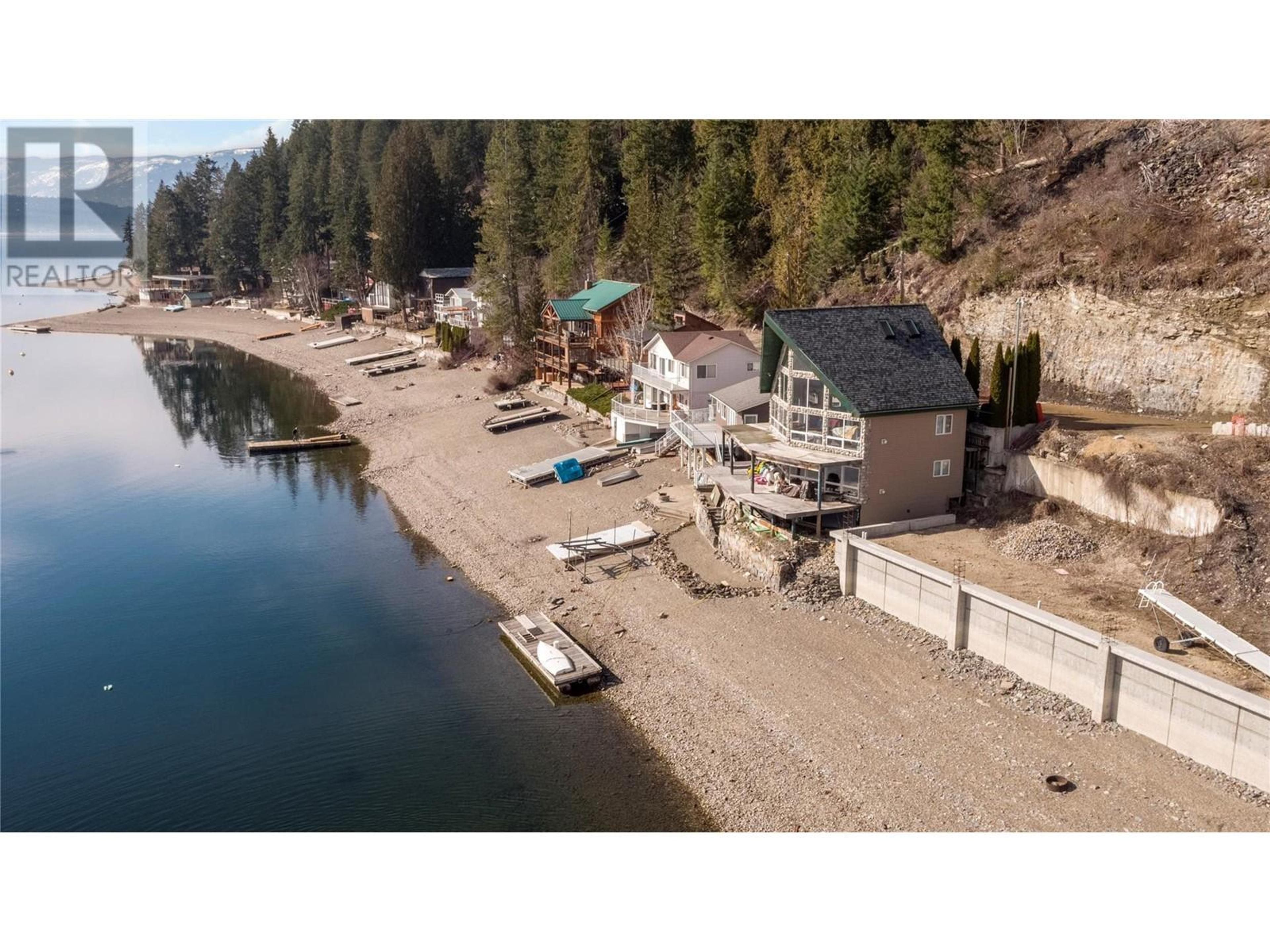 4780 Sunnybrae Canoe Point Road, Tappen - Exteriors - Drone/Aerial View - Photo 7