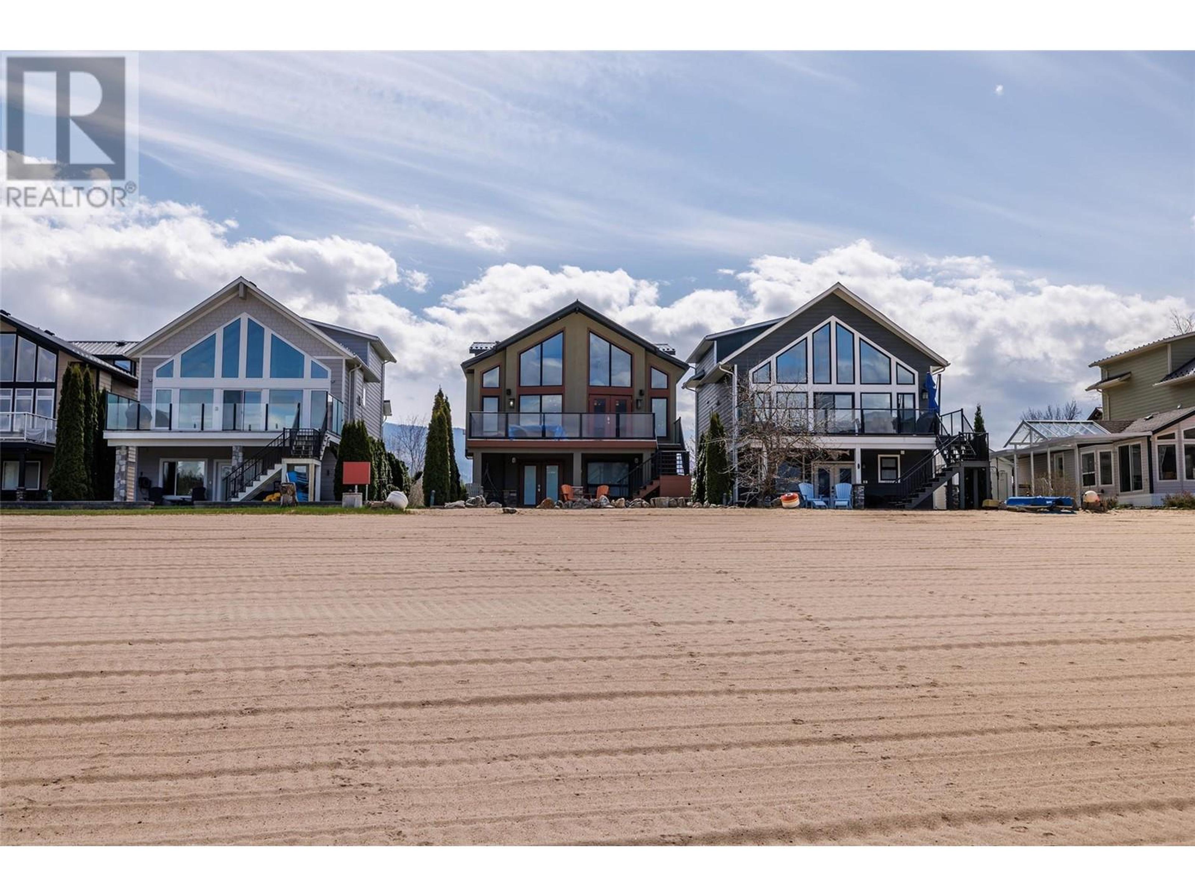 8192 97A Highway, Mara - Exteriors - Full Complex View - Photo 3