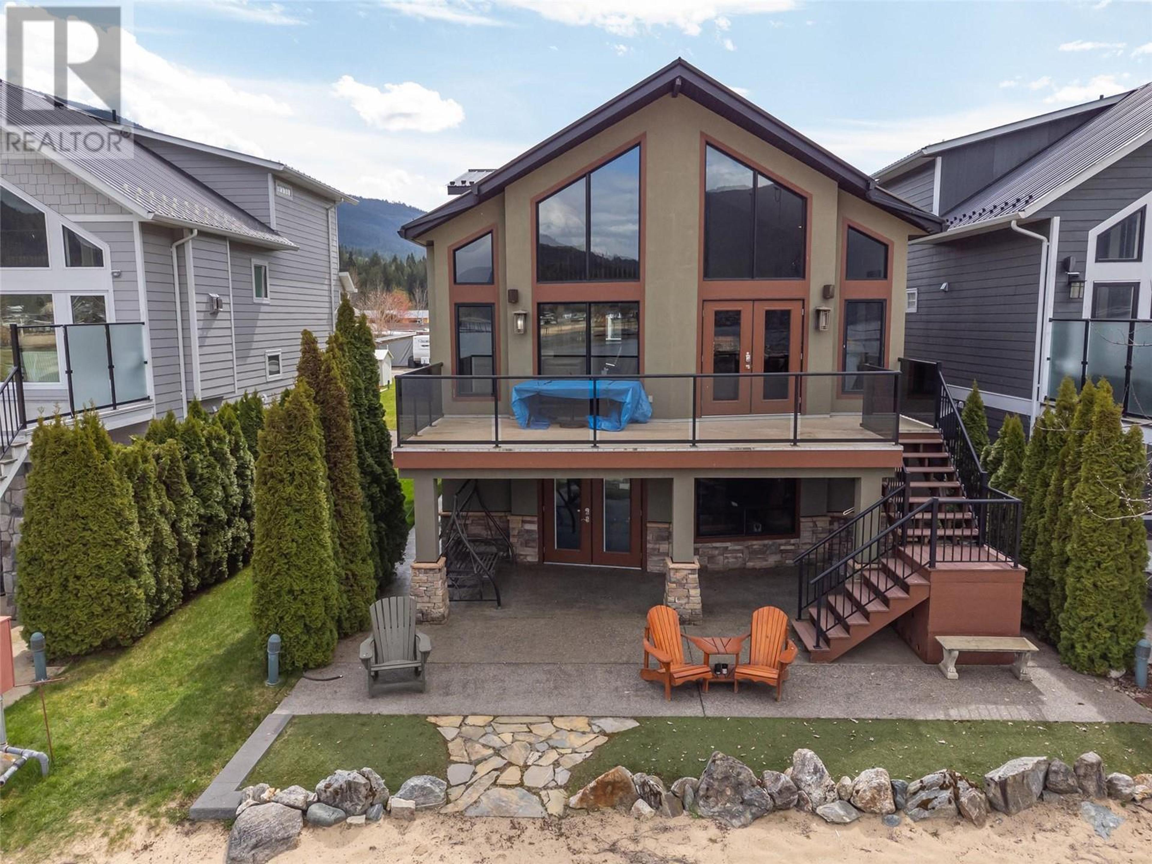 8192 97A Highway, Mara - Exteriors - Photo 6