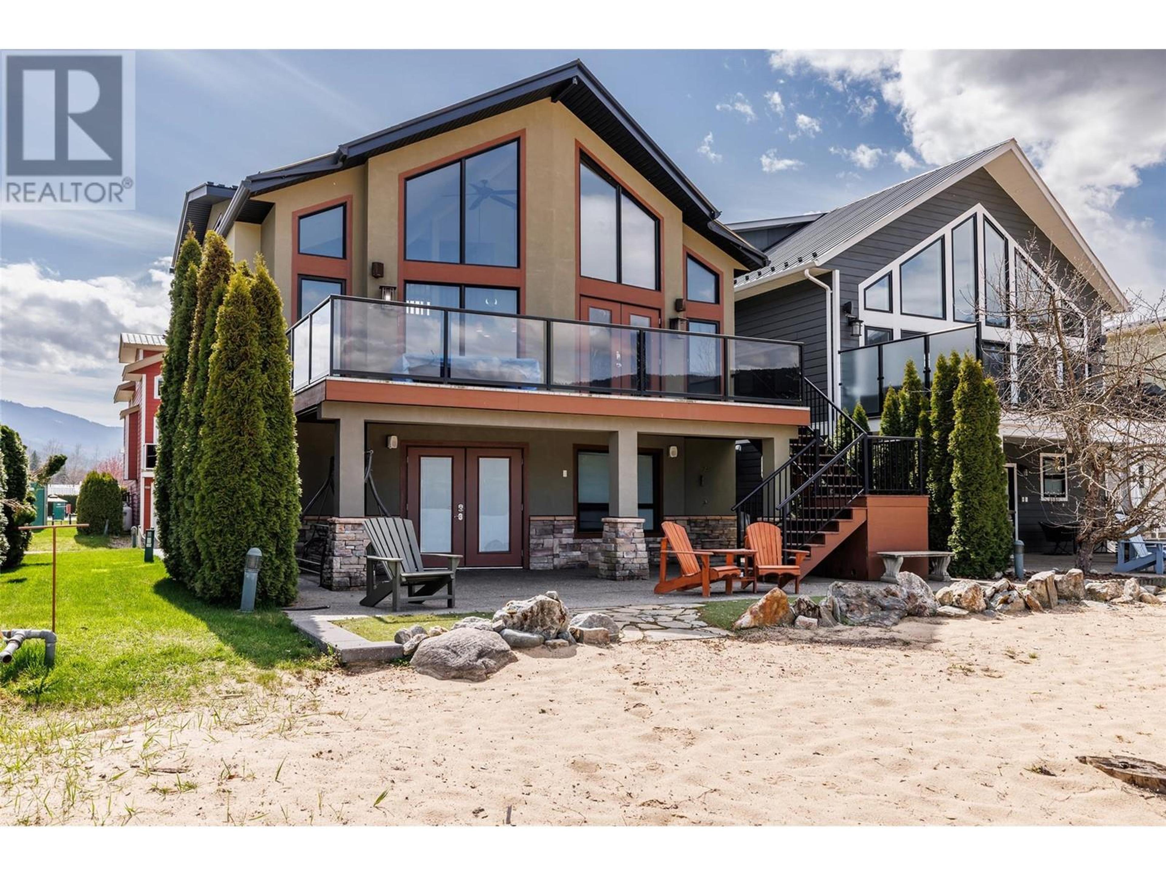 8192 97A Highway, Mara - Exteriors - Photo 8