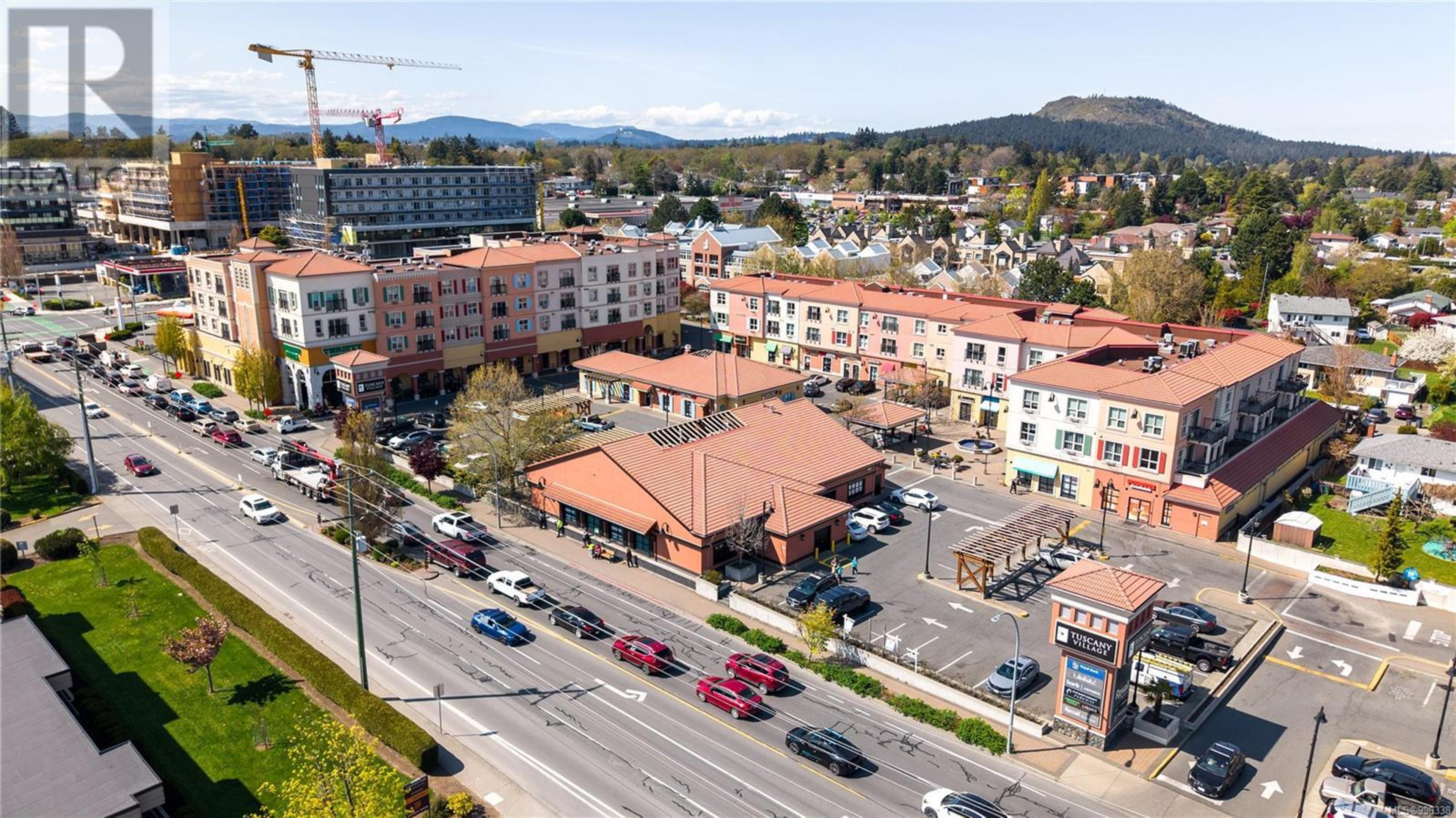 1571 Mortimer St, Saanich - Exteriors - Full Complex View, Drone/Aerial View - Photo 4