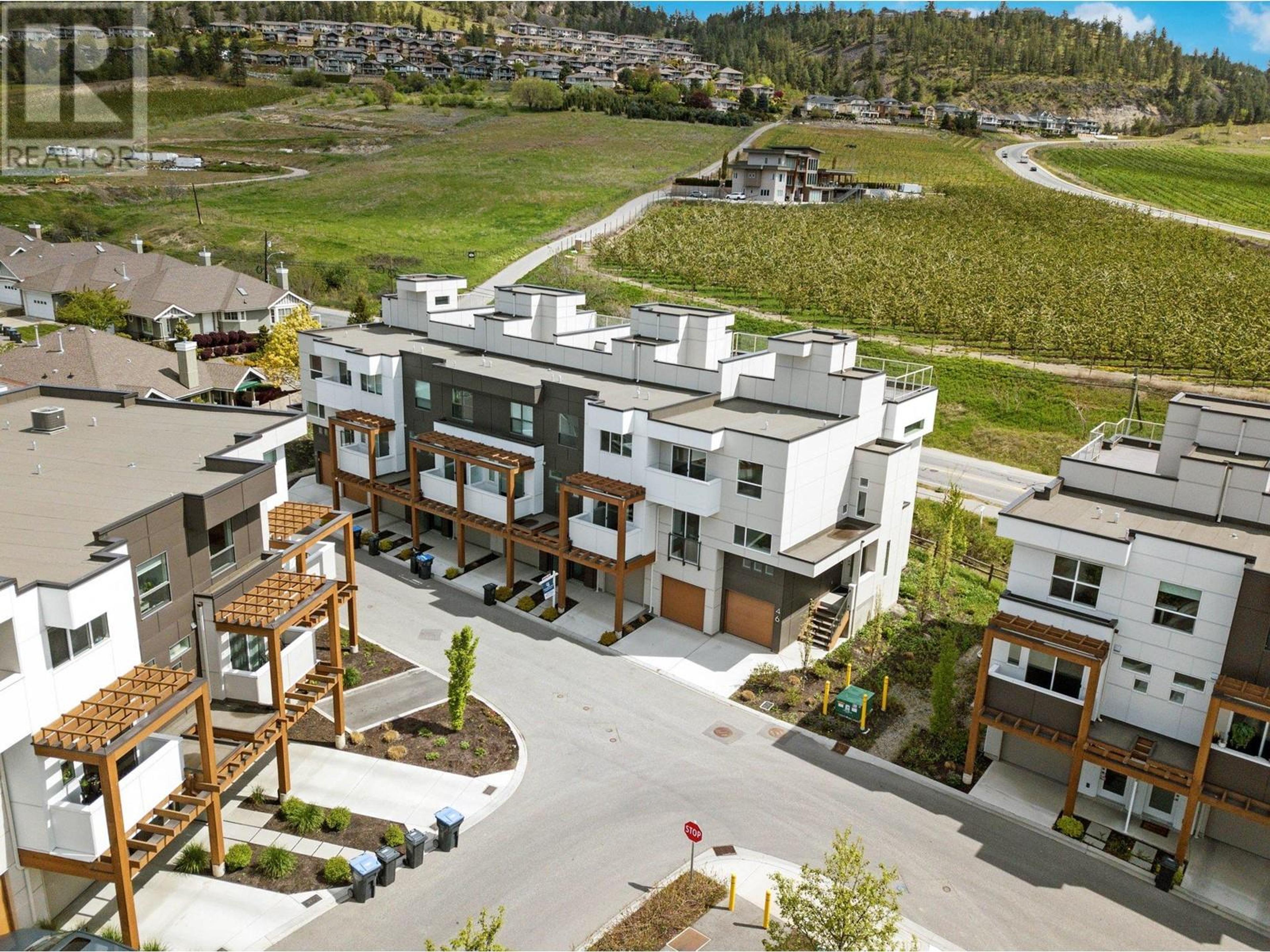 720 Valley Road, Kelowna - Exteriors - Full Complex View, Drone/Aerial View - Photo 6