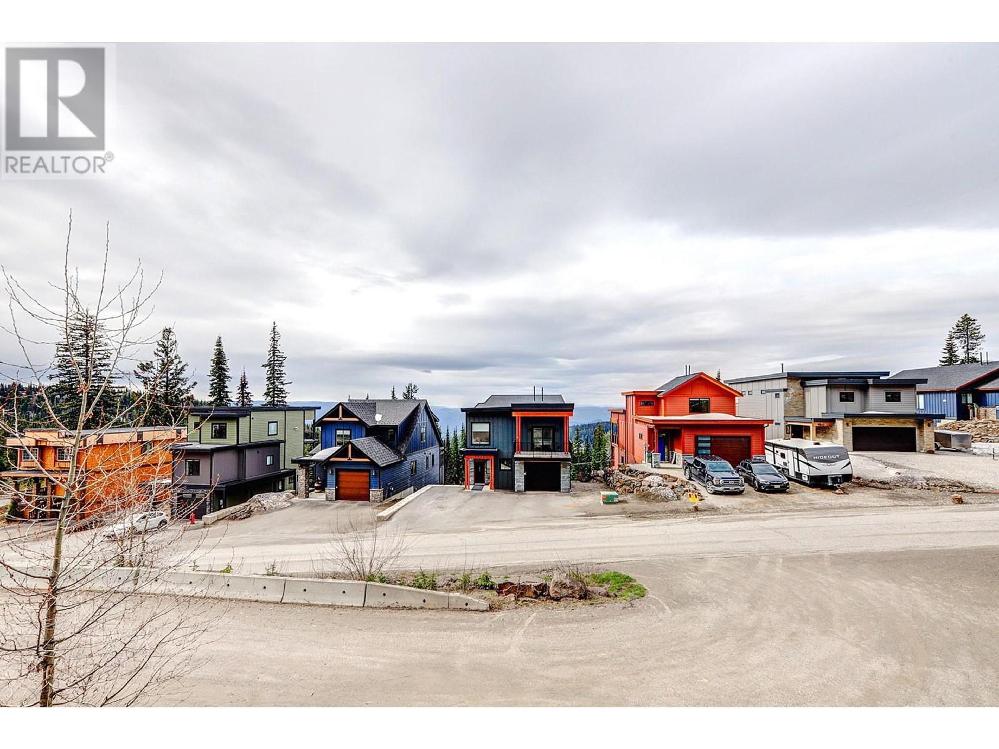 9834 Cathedral Drive, Silver Star - Exteriors - Full Complex View - Photo 4