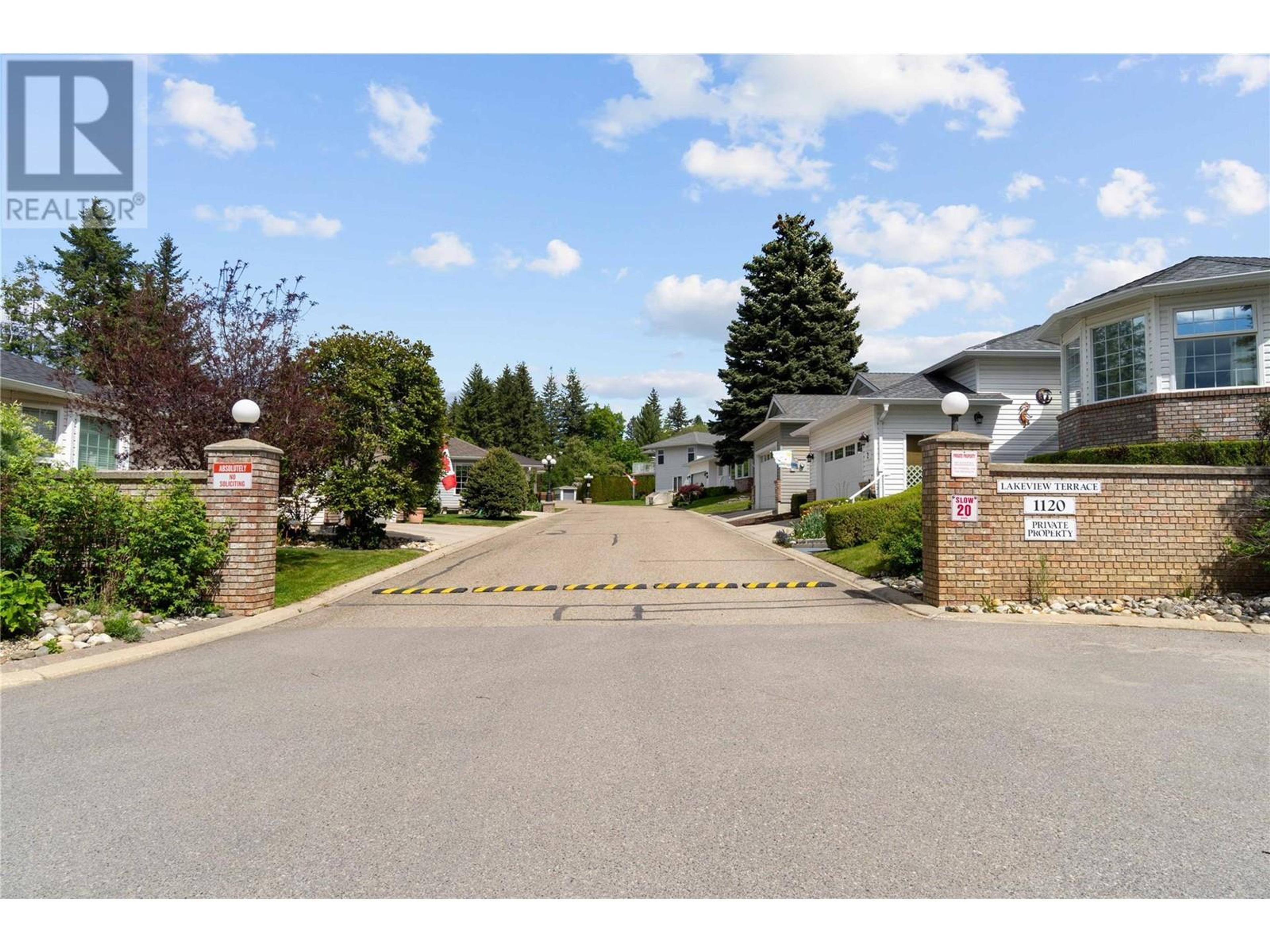 1120 12 Street NE, Salmon Arm - Exteriors - Full Complex View - Photo 5