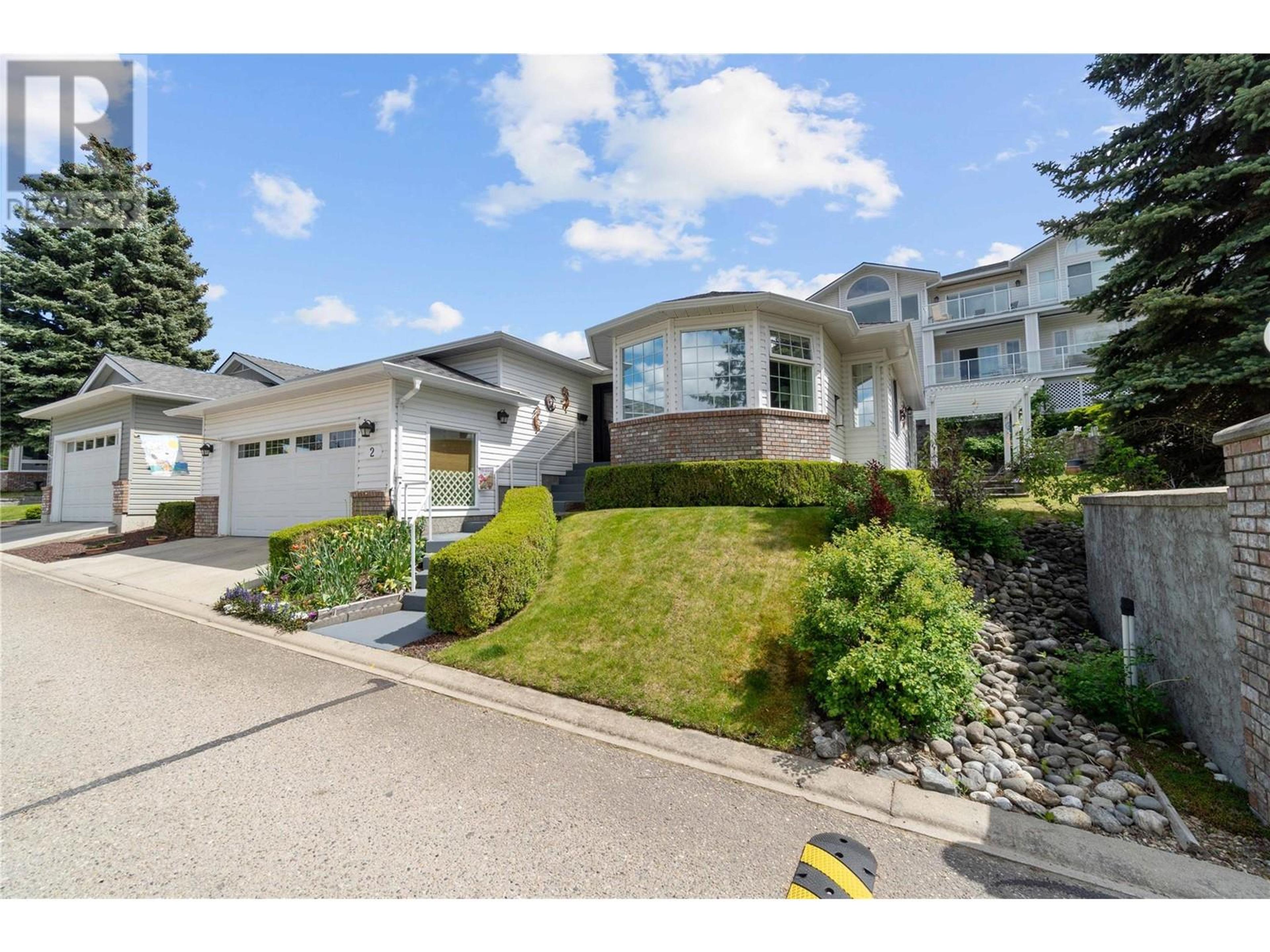 1120 12 Street NE, Salmon Arm - Exteriors - Full Complex View - Photo 7