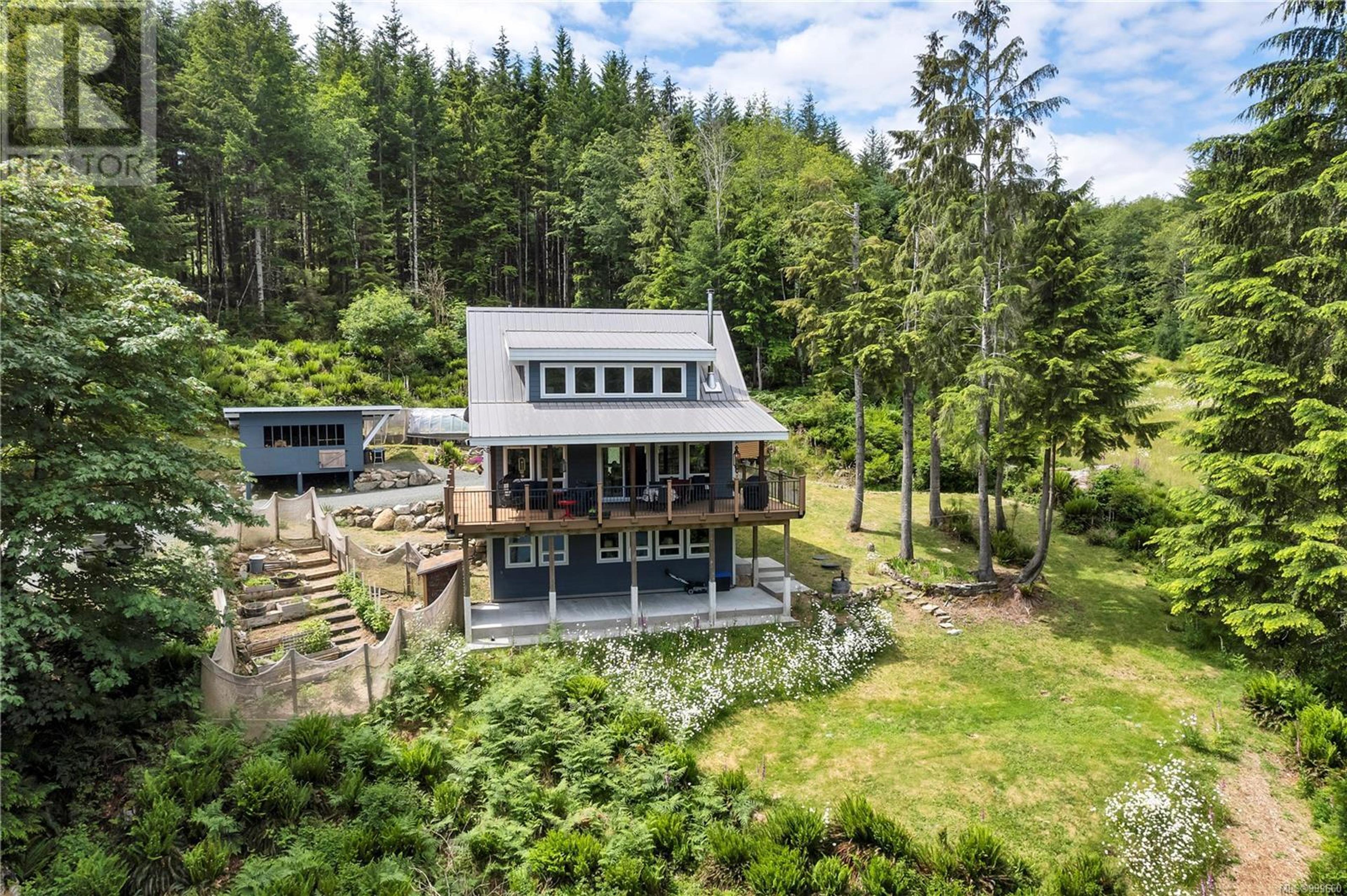 1646 Kanish View Dr, Quadra Island - Exteriors - Full Complex View, Drone/Aerial View - Photo 2