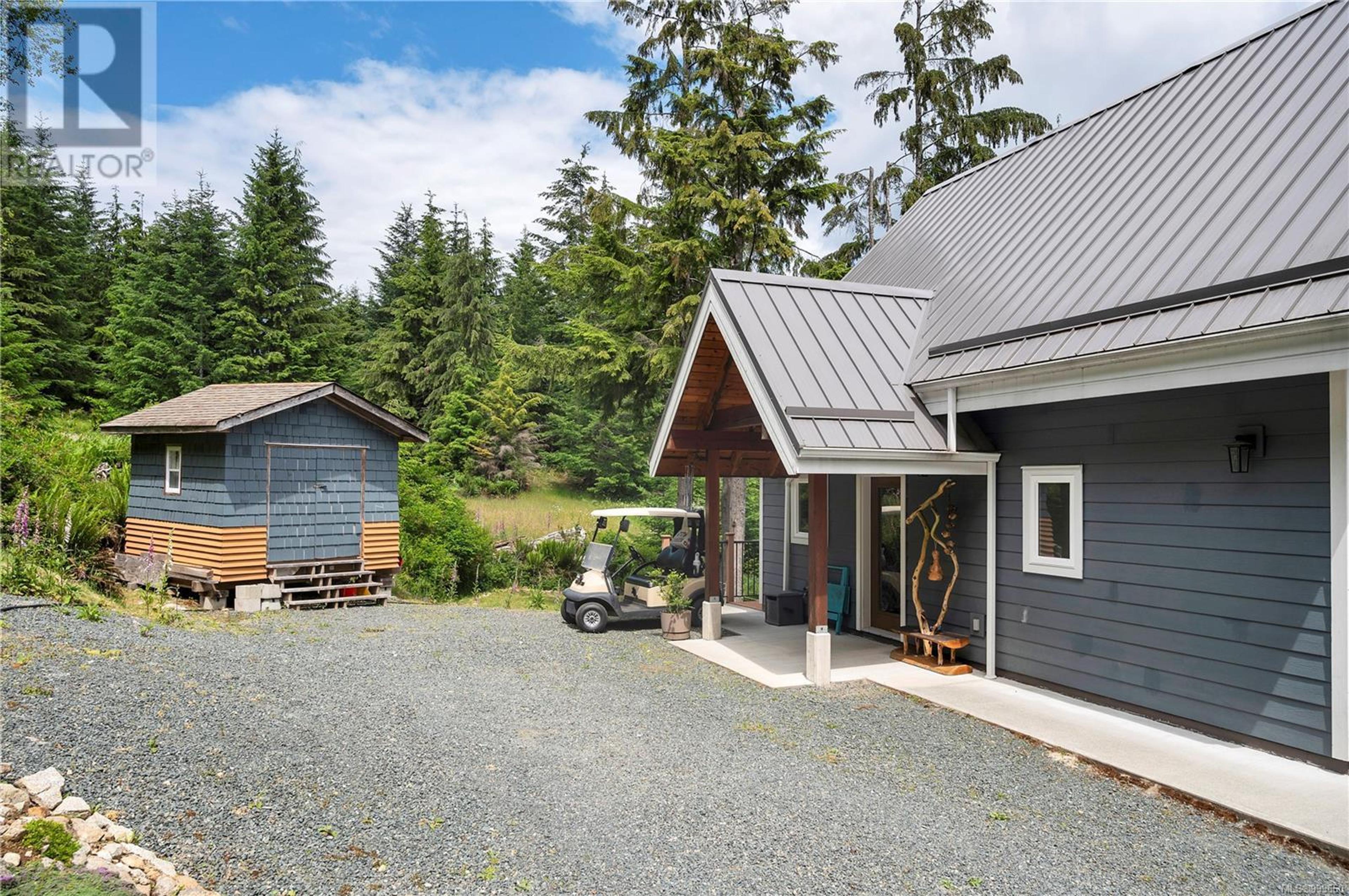 1646 Kanish View Dr, Quadra Island - Exteriors - Photo 11