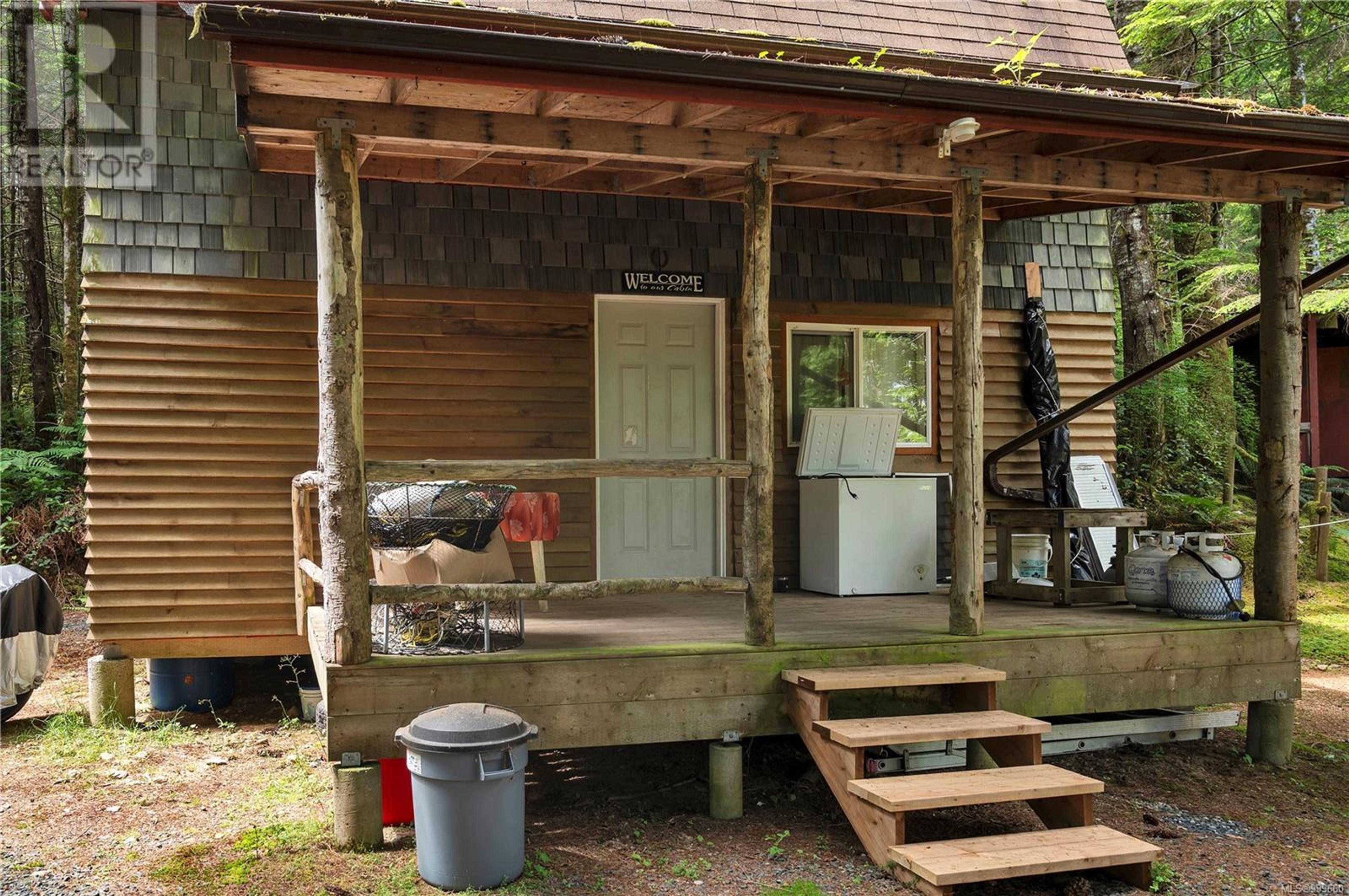 1646 Kanish View Dr, Quadra Island - Exteriors - Photo 10