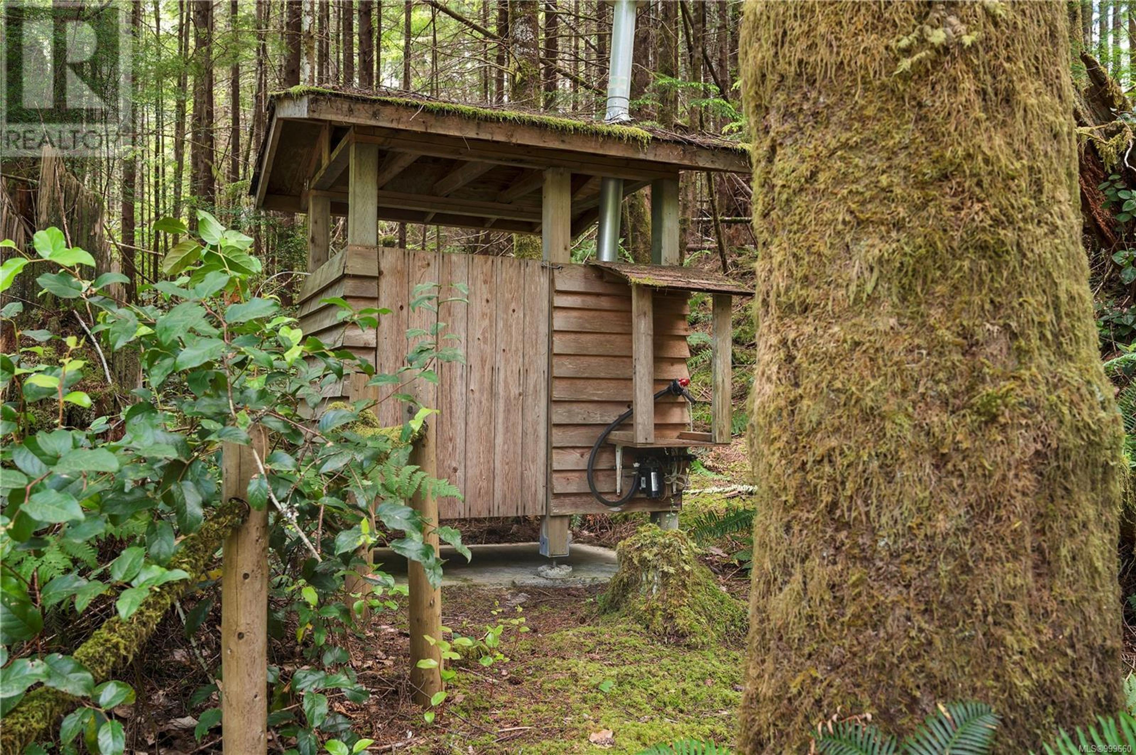 1646 Kanish View Dr, Quadra Island - Exteriors - Photo 12