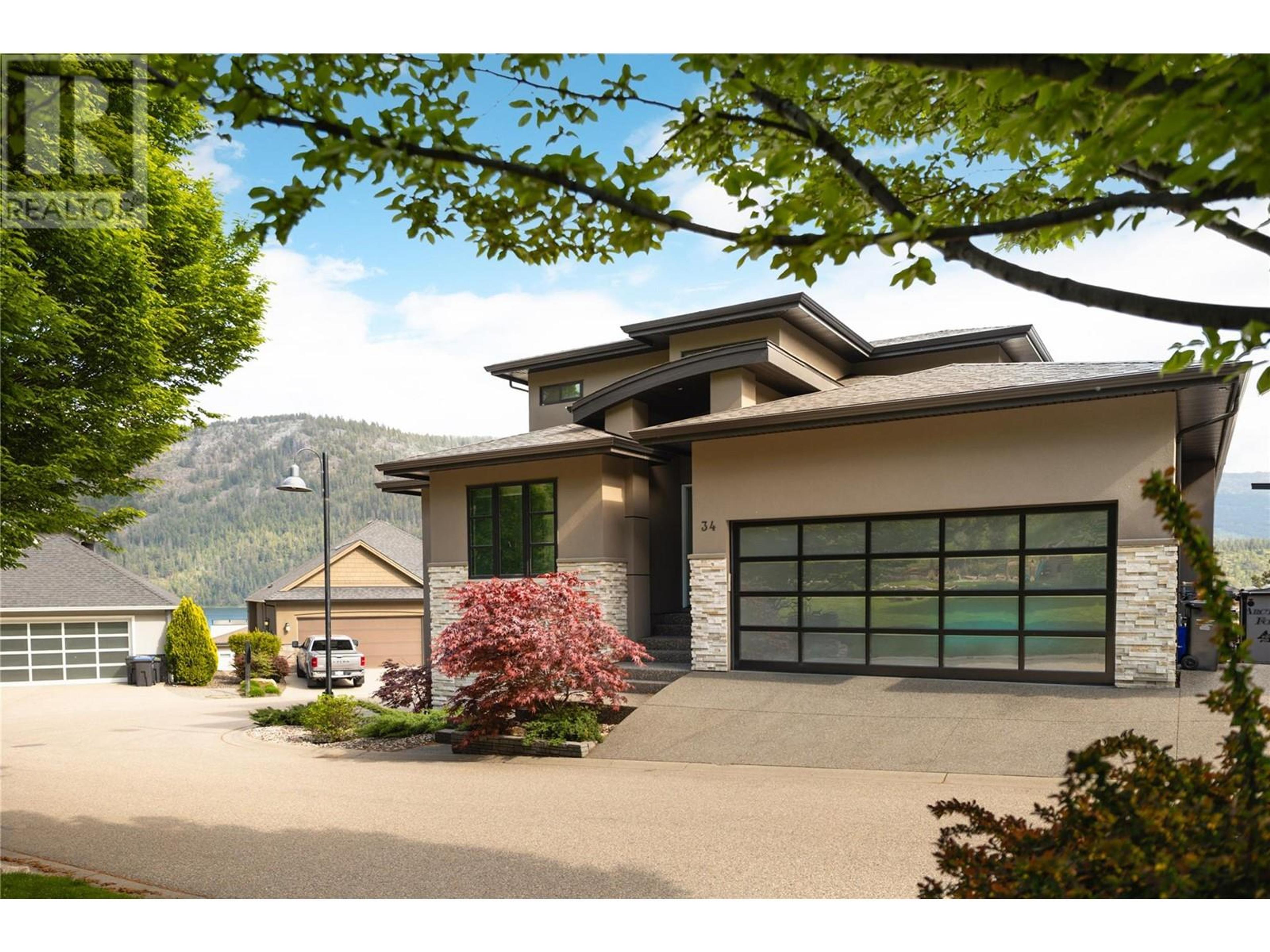 18451 Crystal Waters Road, Lake Country - Exteriors - Photo 1