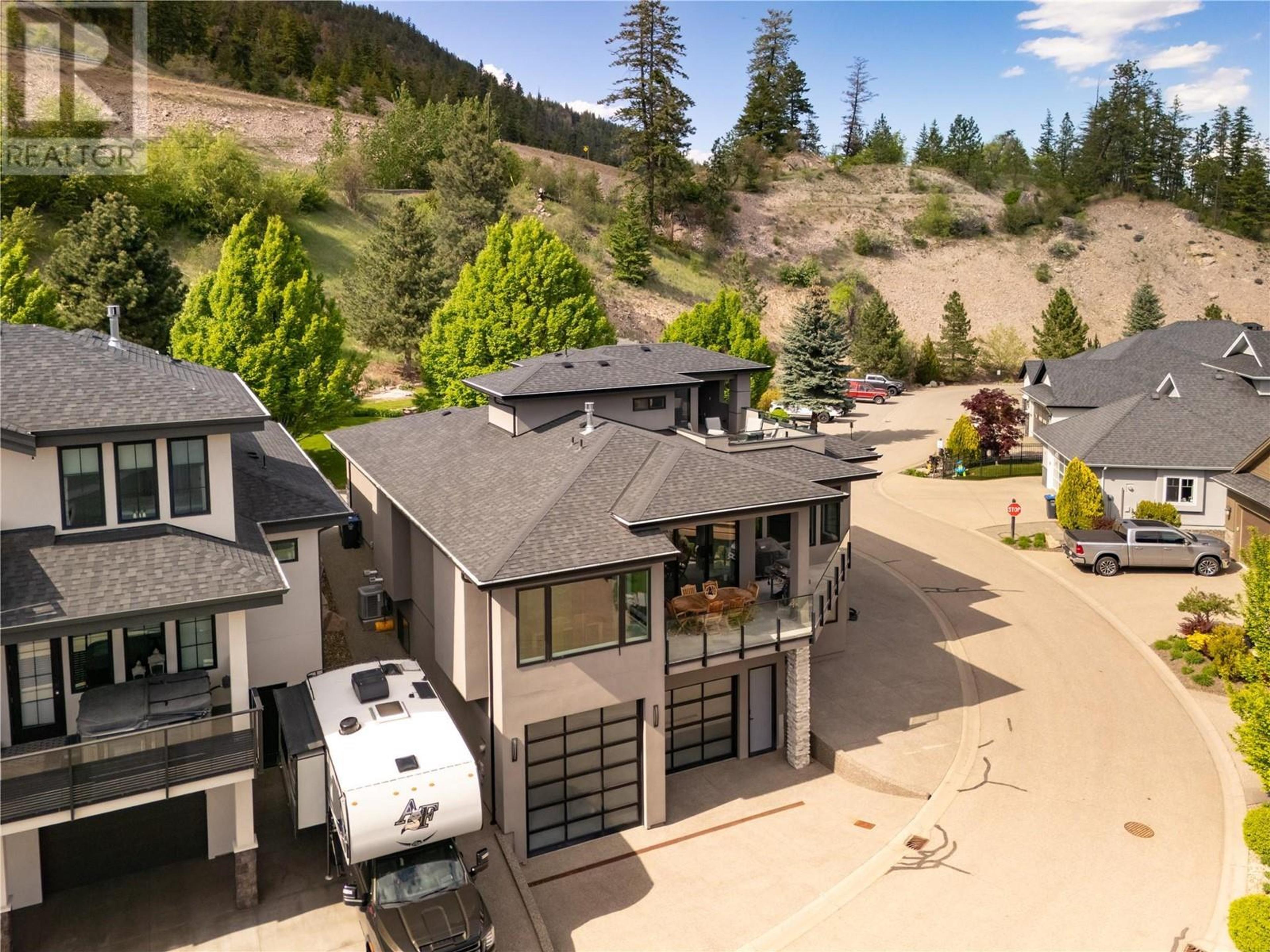 18451 Crystal Waters Road, Lake Country - Exteriors - Full Complex View, Drone/Aerial View - Photo 4