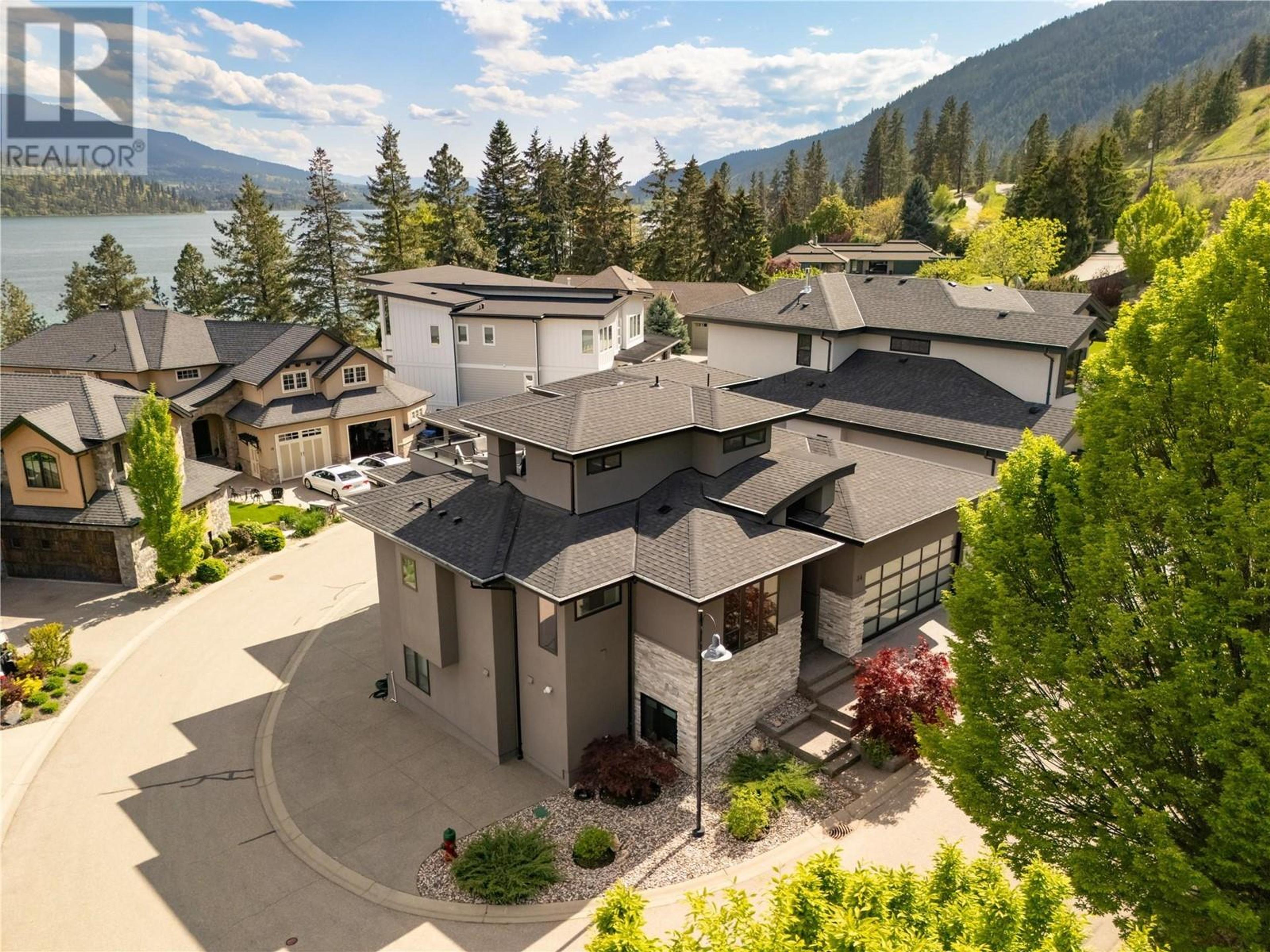 18451 Crystal Waters Road, Lake Country - Exteriors - Full Complex View, Drone/Aerial View - Photo 10