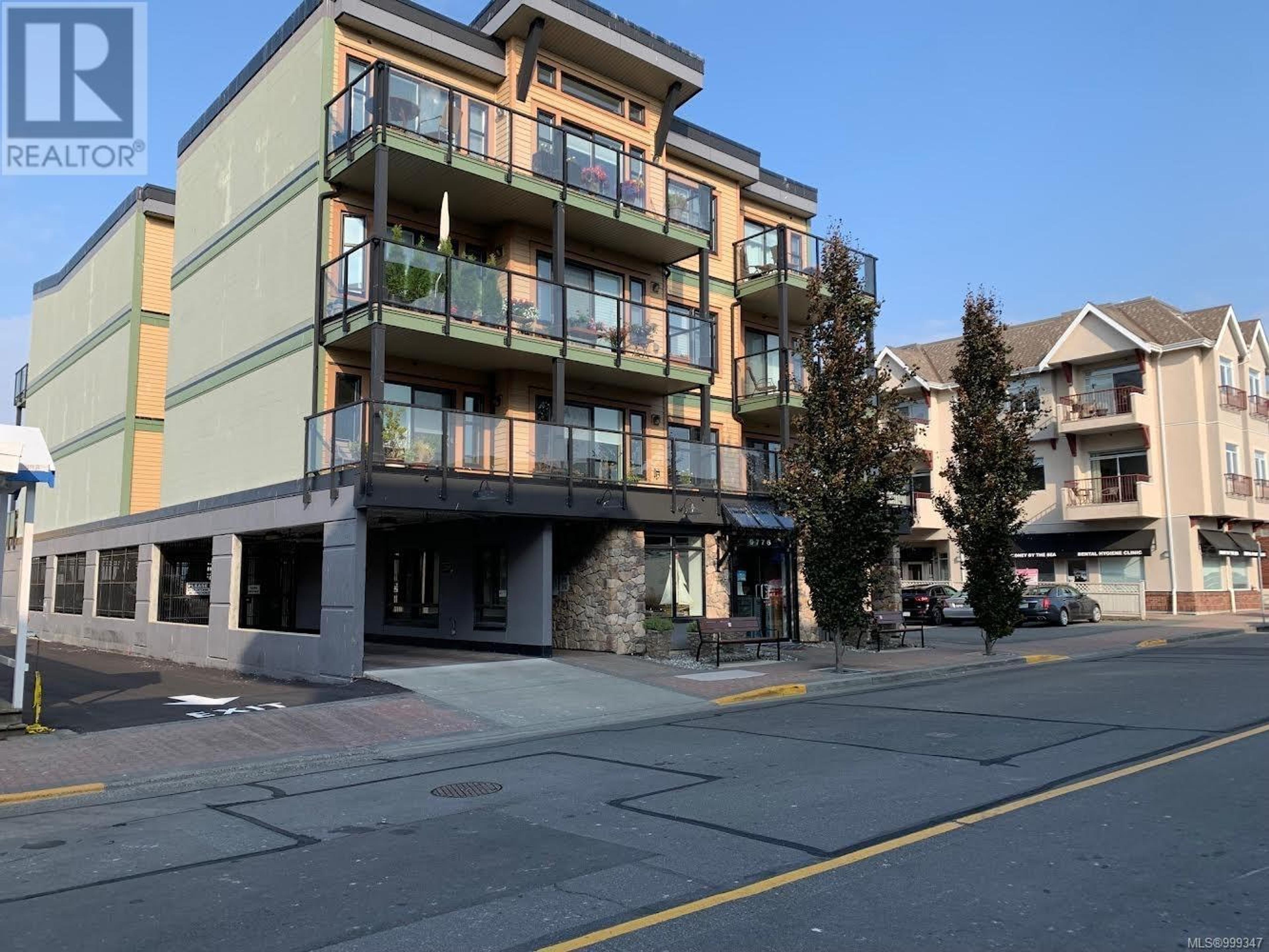 9776 Fourth St, Sidney - Exteriors - Photo 1