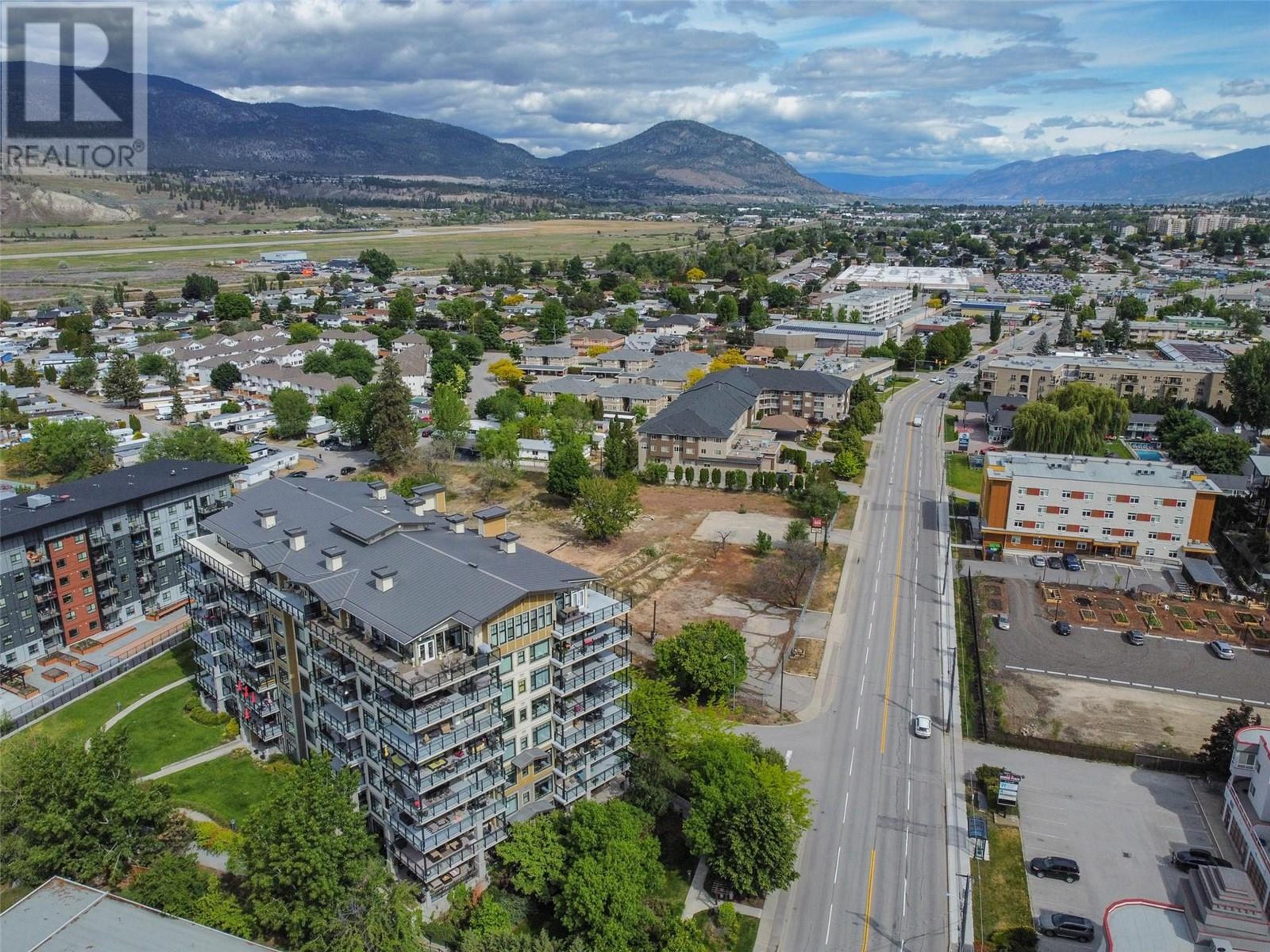 3301 SKAHA LAKE Road, Penticton - Exteriors - Full Complex View, Drone/Aerial View - Photo 3
