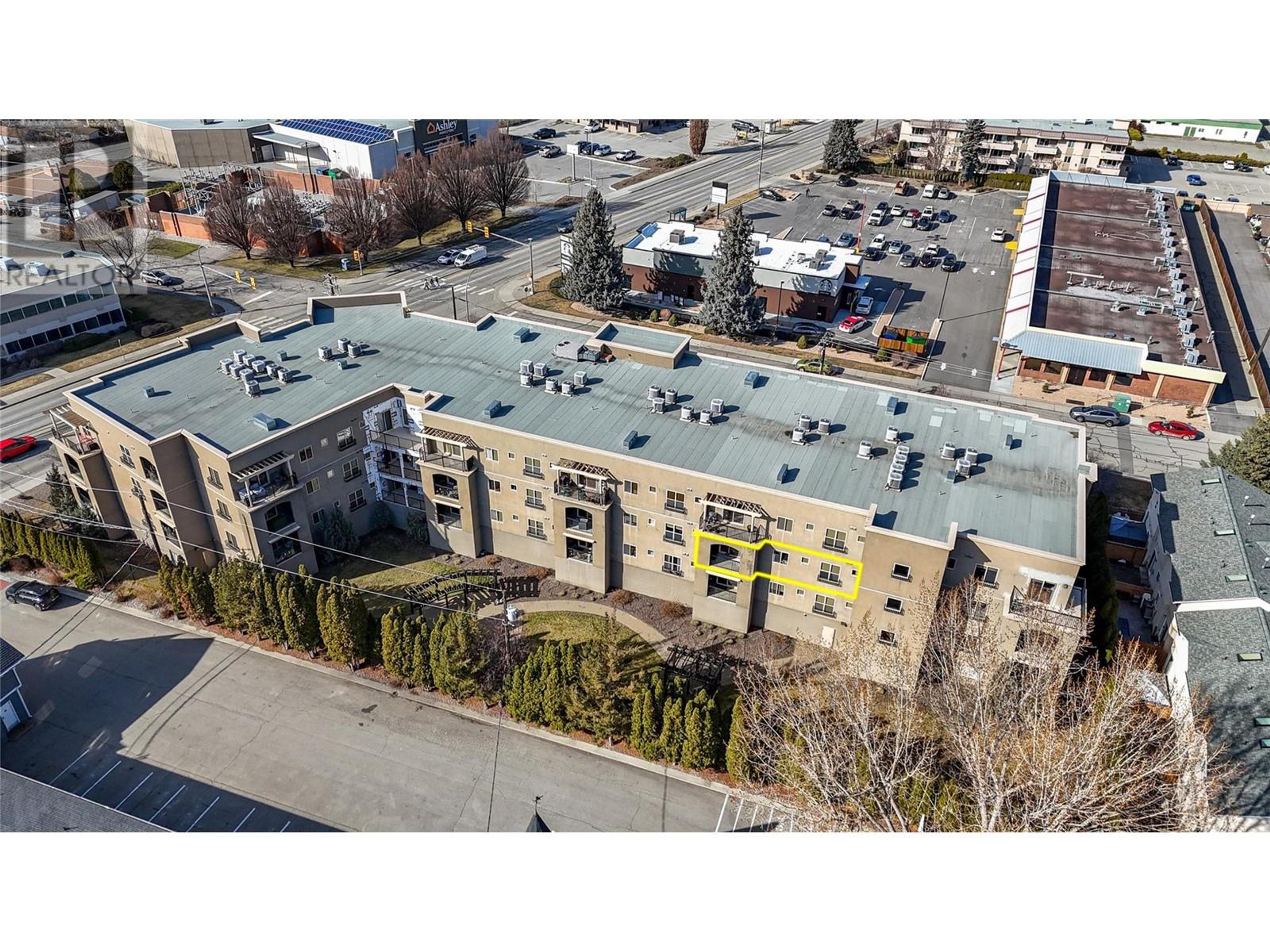 250 WATERFORD Avenue, Penticton - Exteriors - Full Complex View, Drone/Aerial View, Marked/Pin - Photo 3
