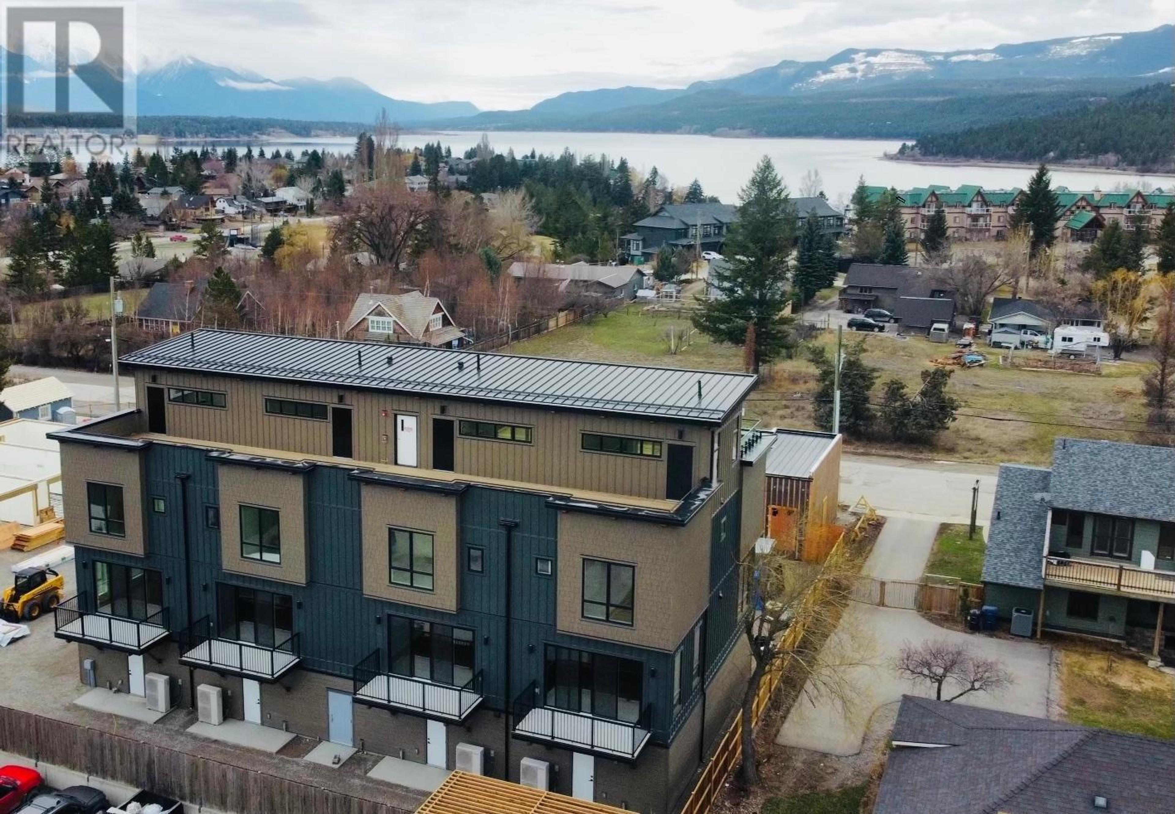 510 14TH Street, Invermere - Exteriors - Full Complex View, Drone/Aerial View - Photo 5