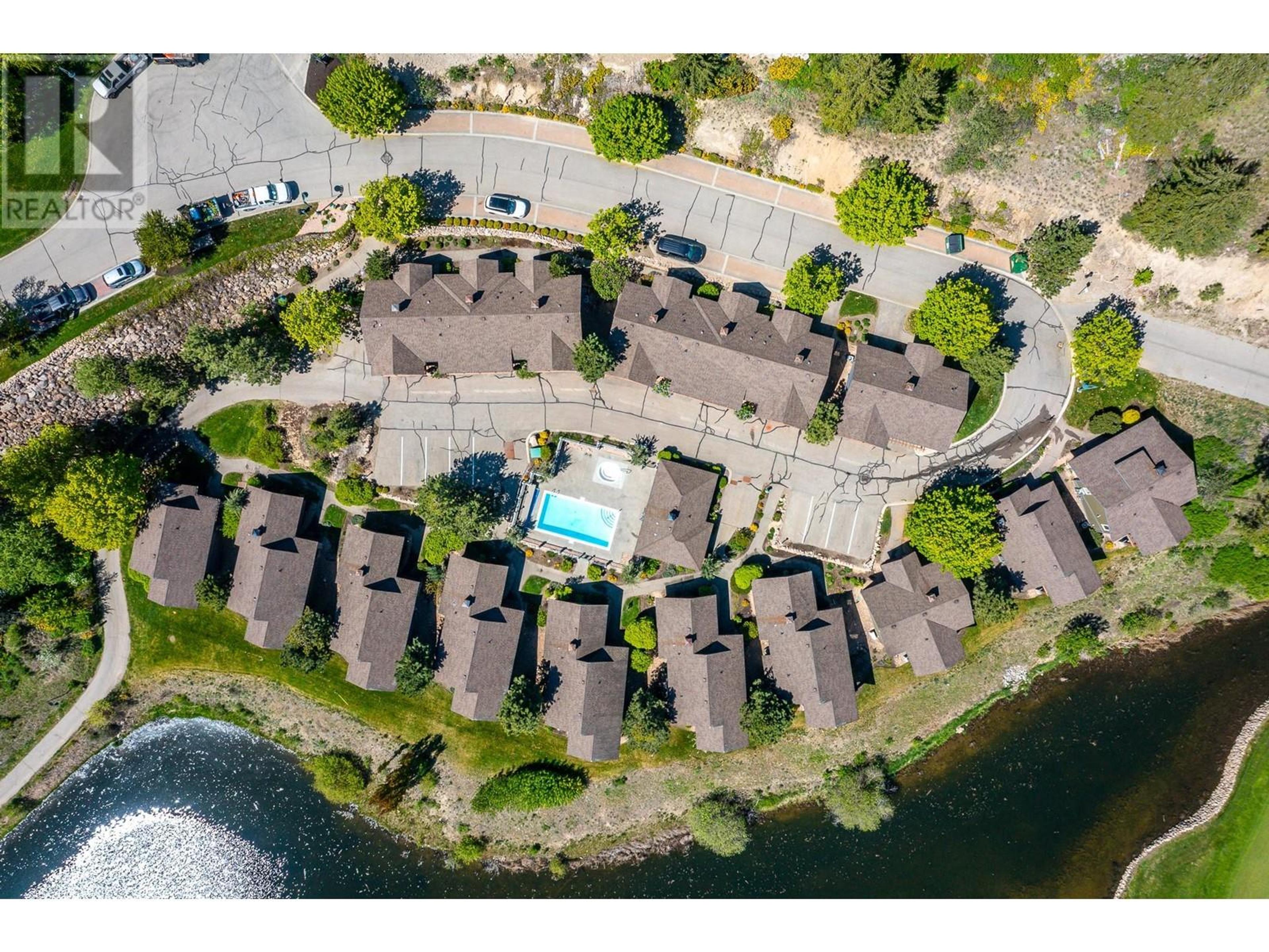 272 Chicopee Road, Vernon - Exteriors - Full Complex View, Drone/Aerial View - Photo 3