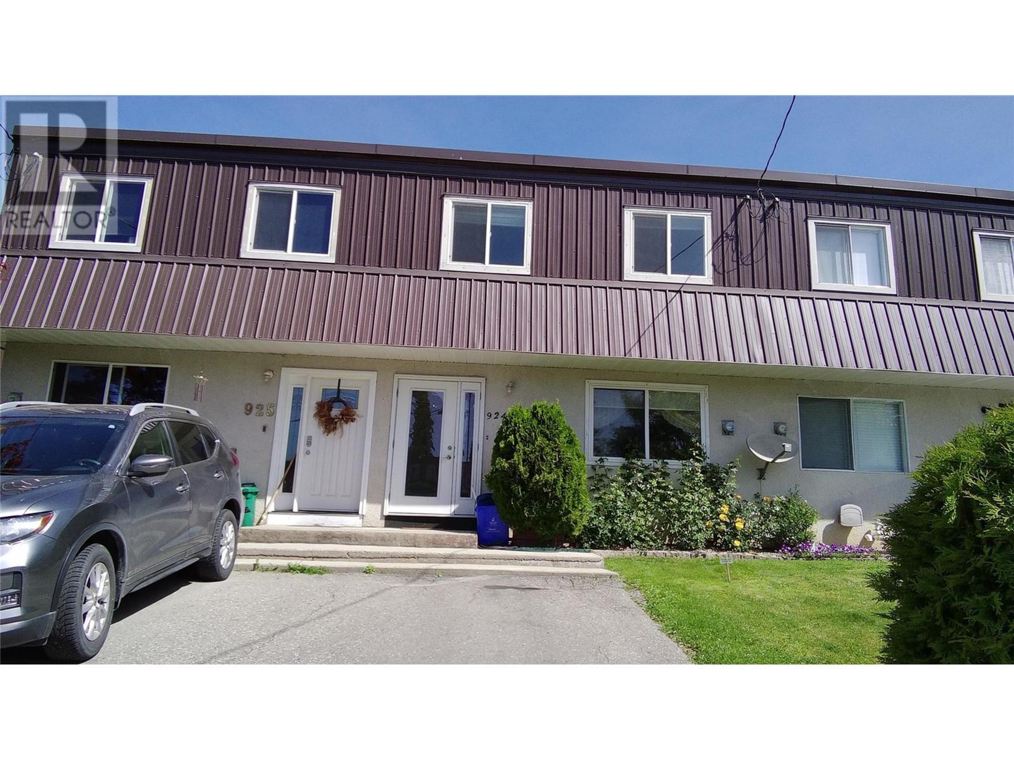 924 Dogwood Street, Creston - Exteriors - Photo 2