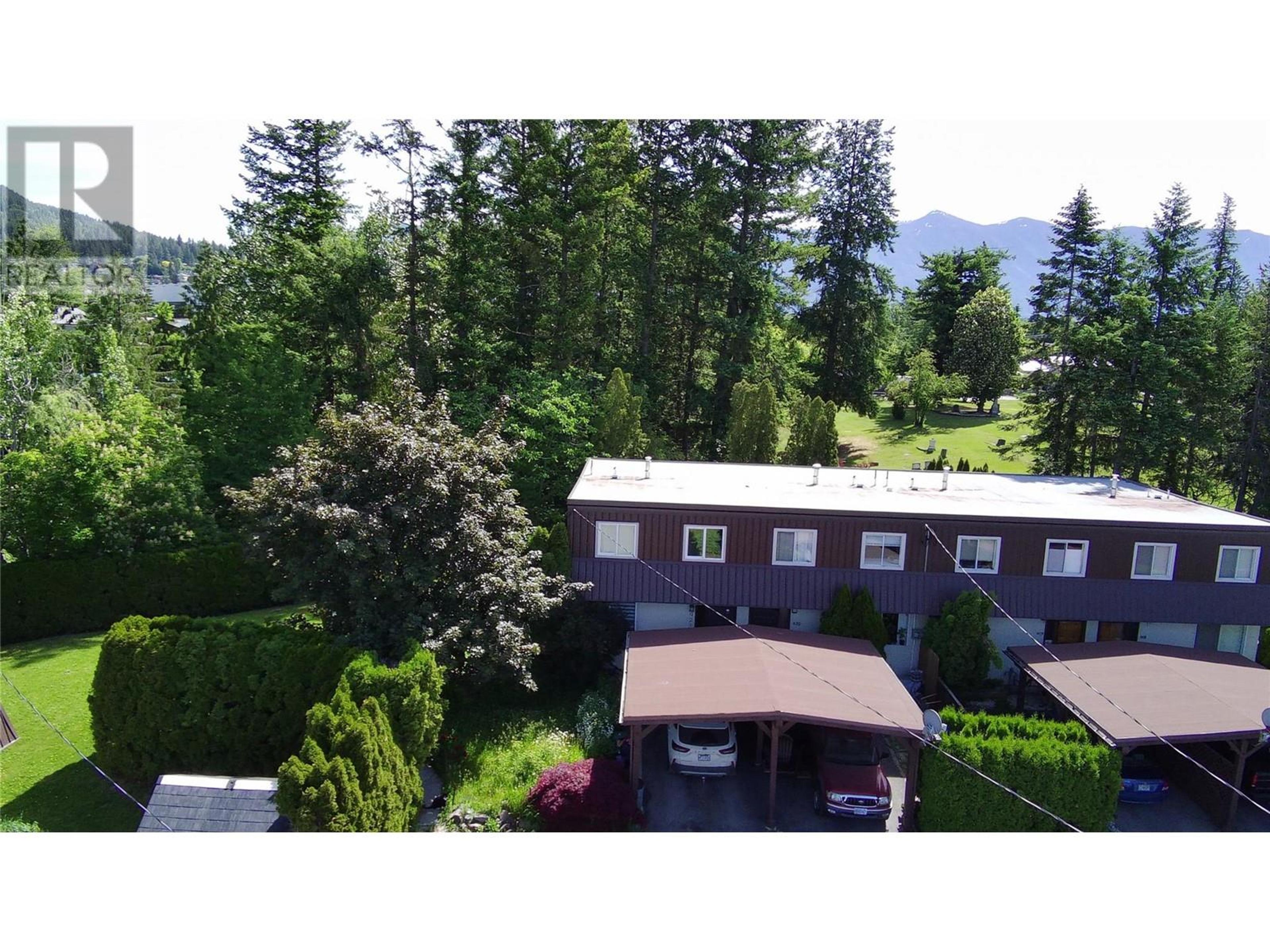 924 Dogwood Street, Creston - Exteriors - Full Complex View, Drone/Aerial View - Photo 3