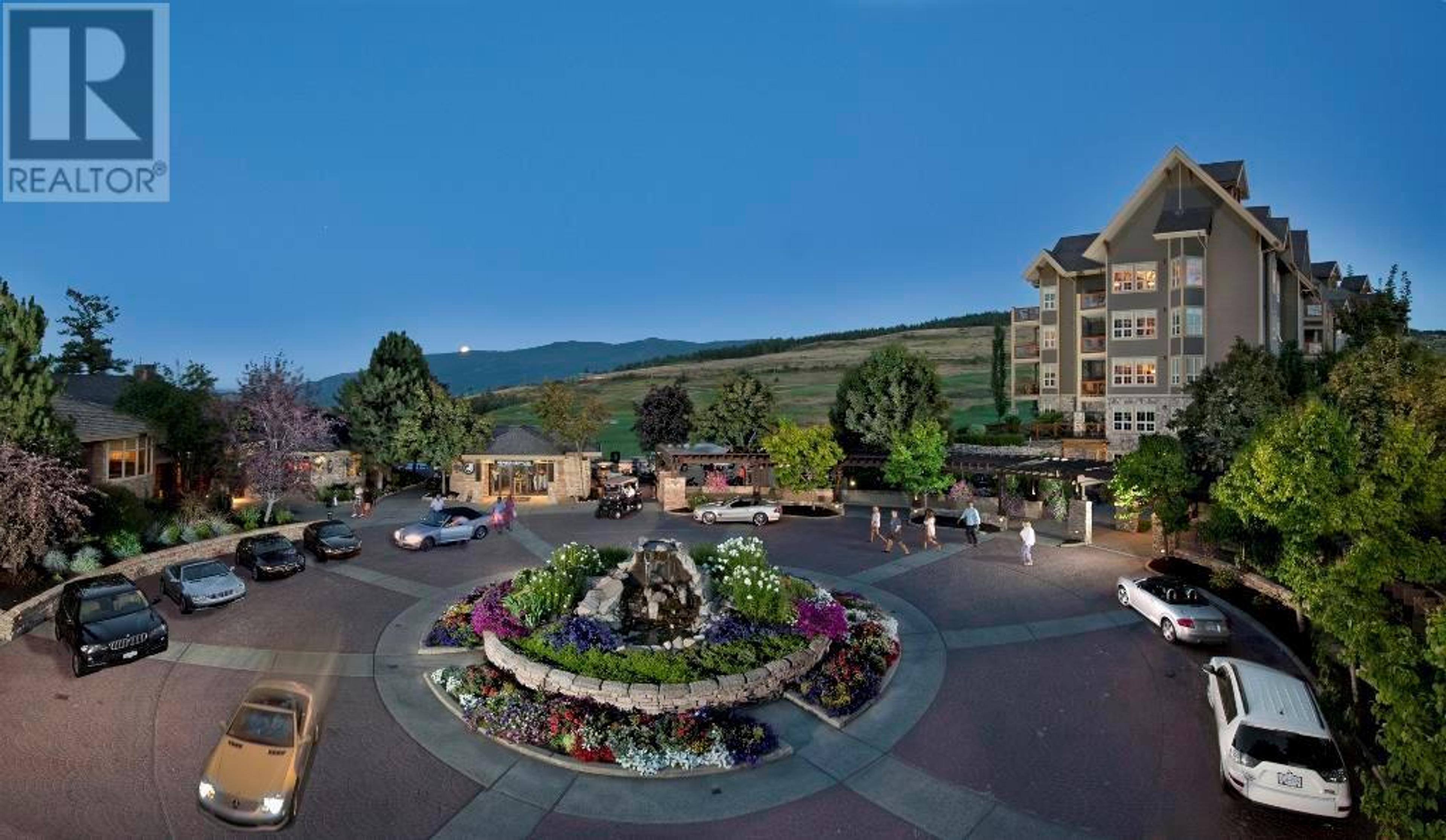 27 Birdie Lake Drive, Vernon - Exteriors - Full Complex View - Photo 11