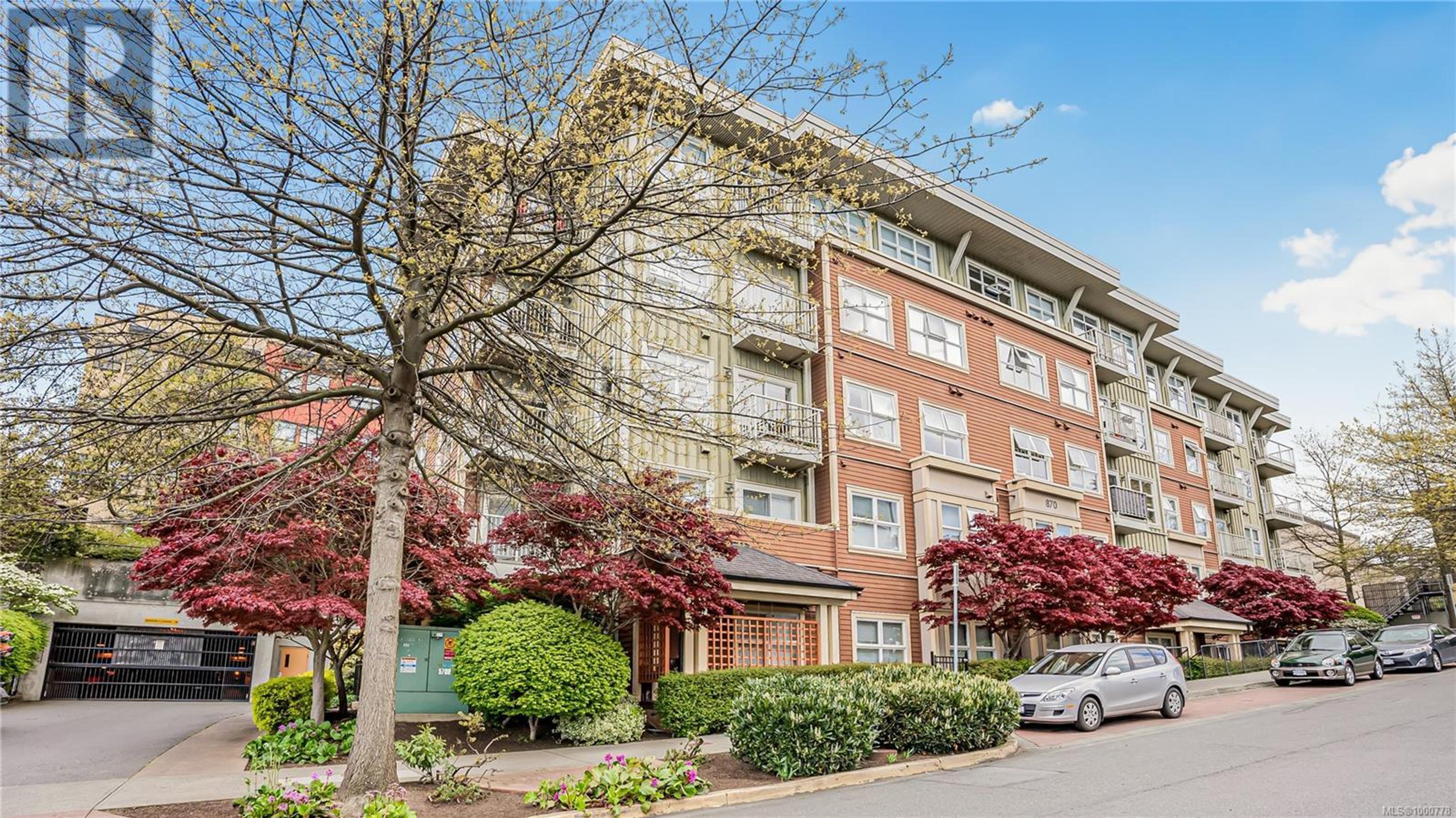 870 Short St, Saanich - Exteriors - Full Complex View - Photo 1