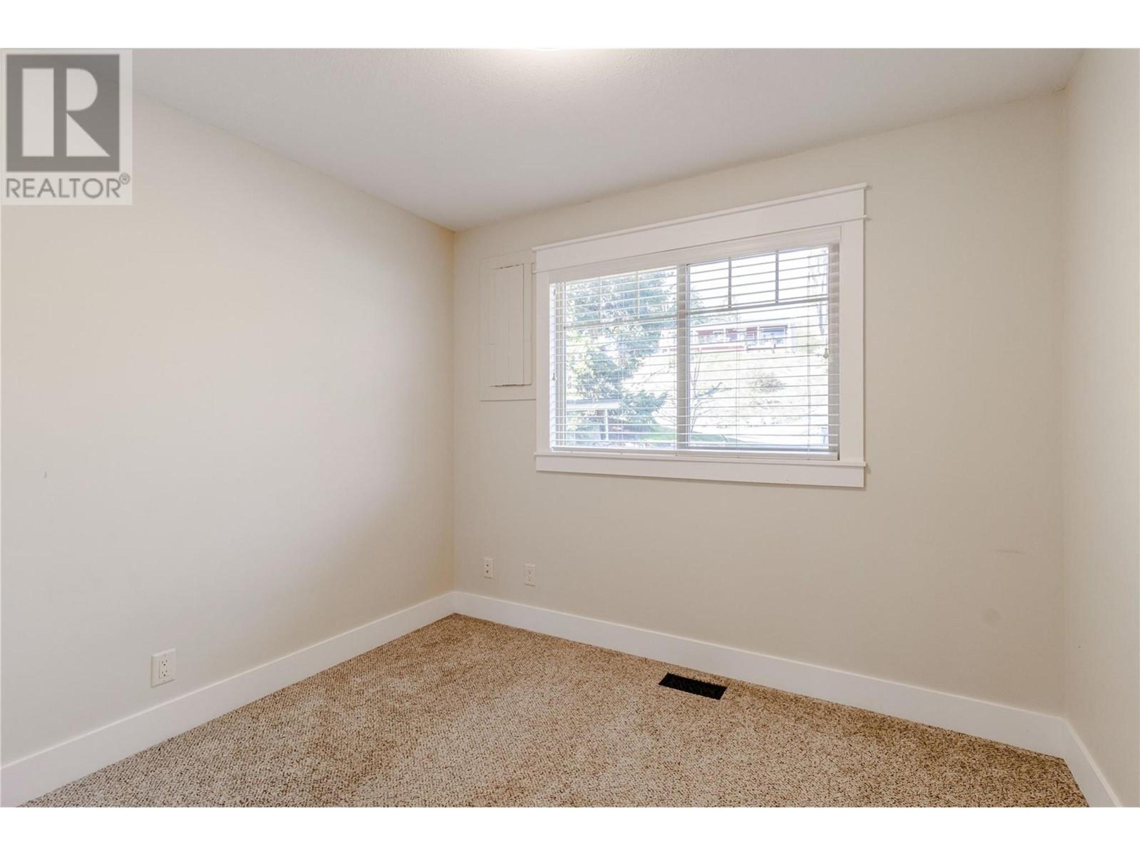 11885 MIDDLETON ROAD - Image 19