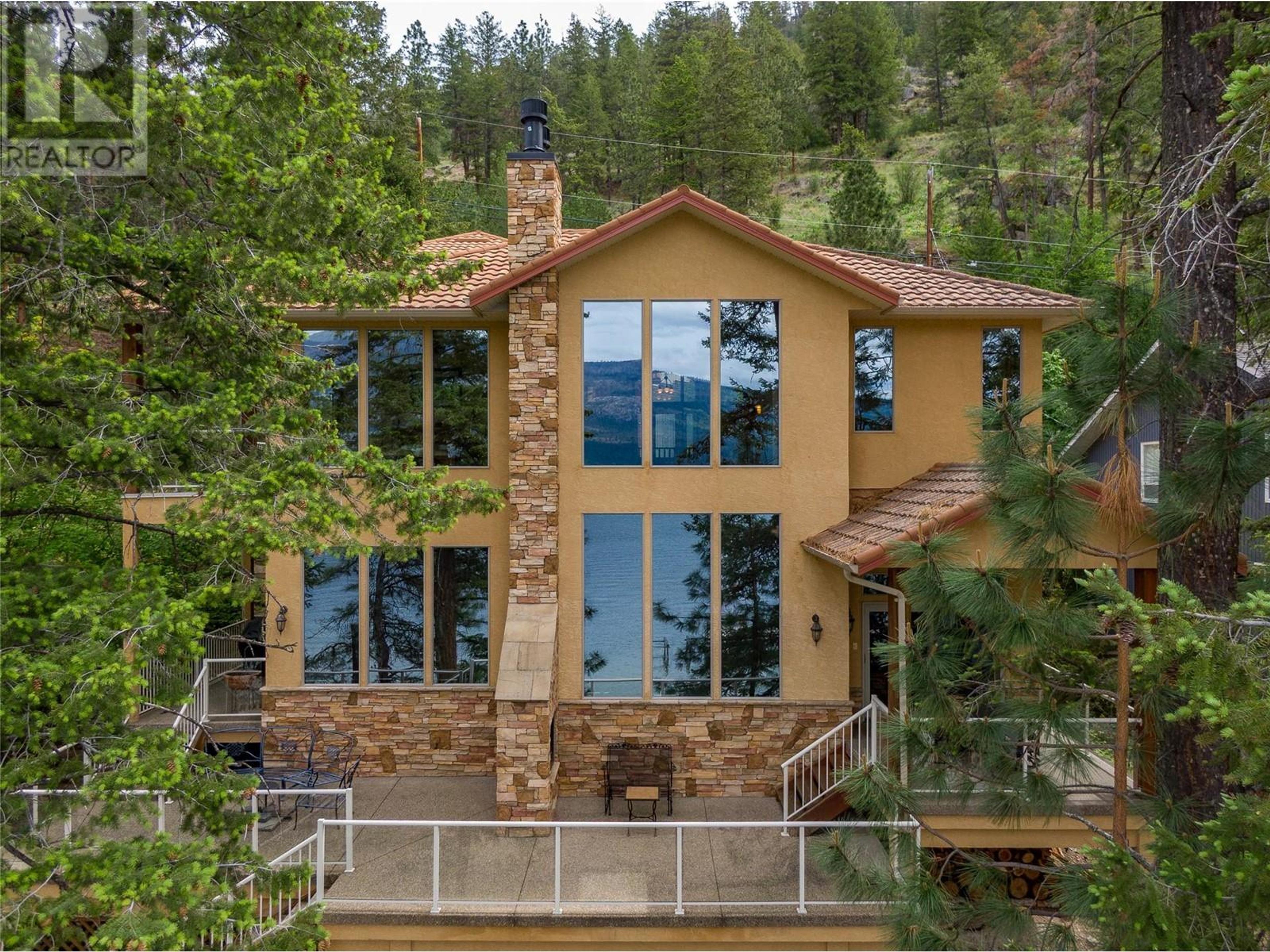 9900 Eastside Road, Vernon - Exteriors - Photo 5