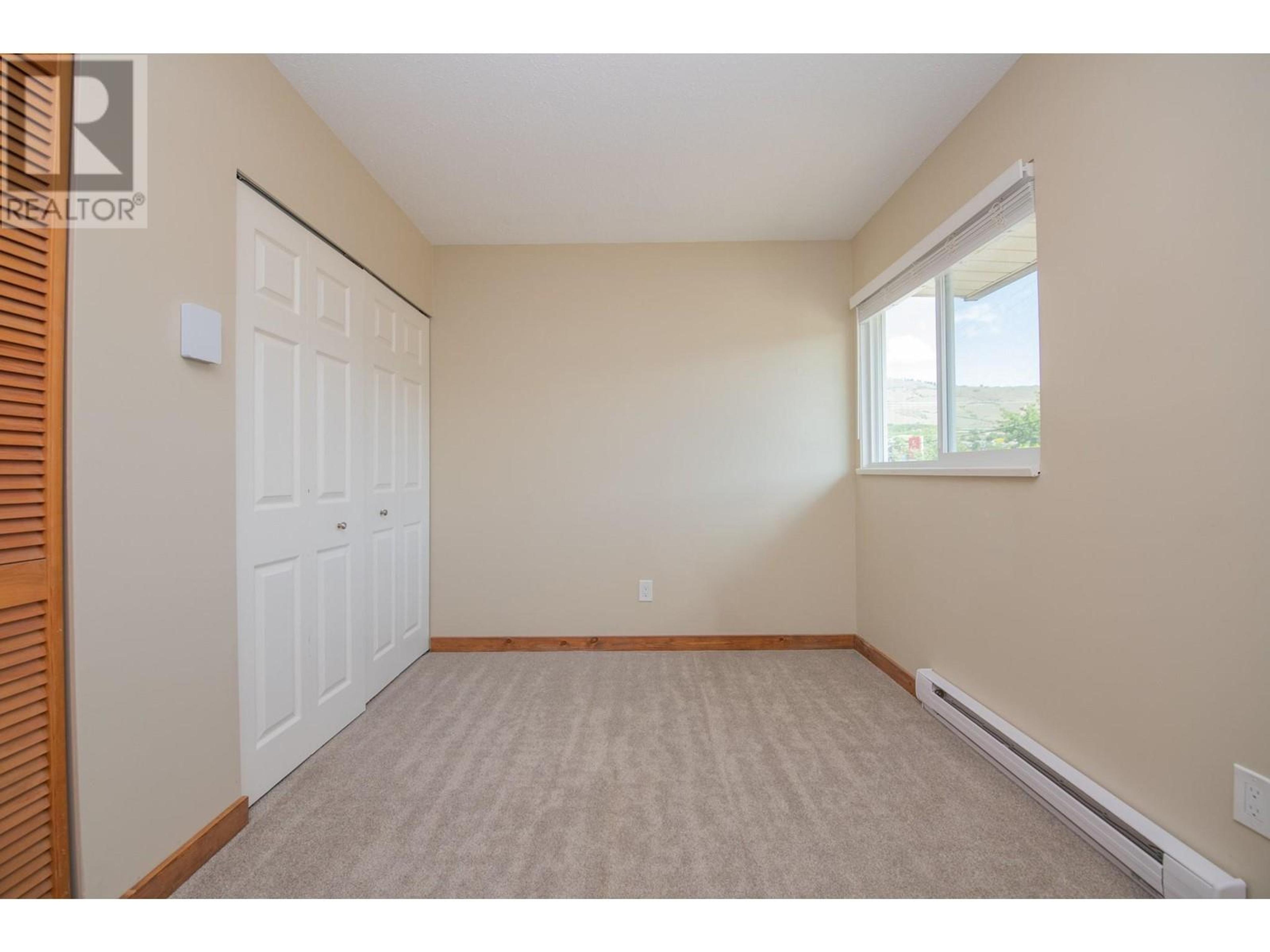 #8 5300 25 AVENUE - Image 37