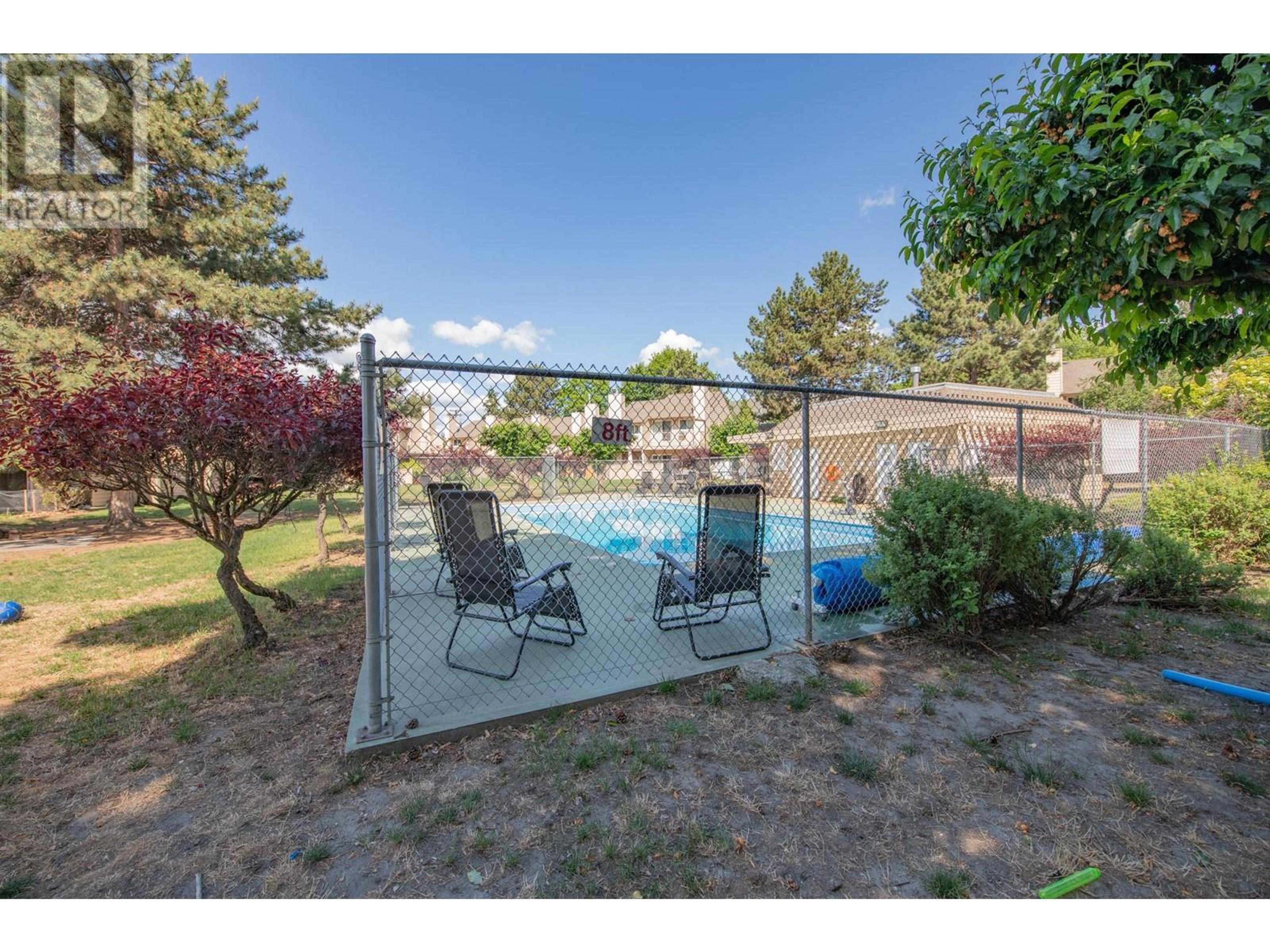#8 5300 25 AVENUE - Image 24