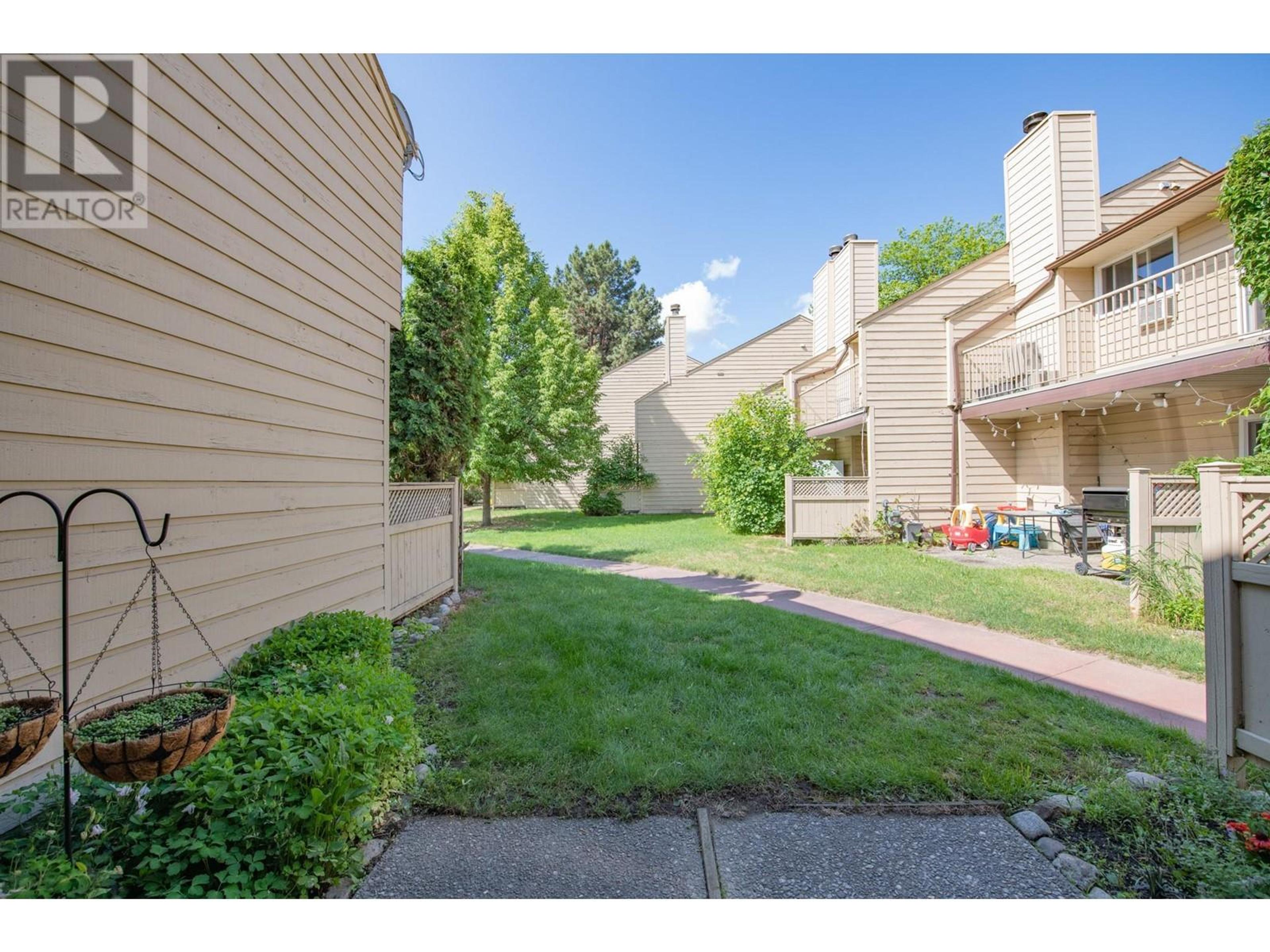 #8 5300 25 AVENUE - Image 21