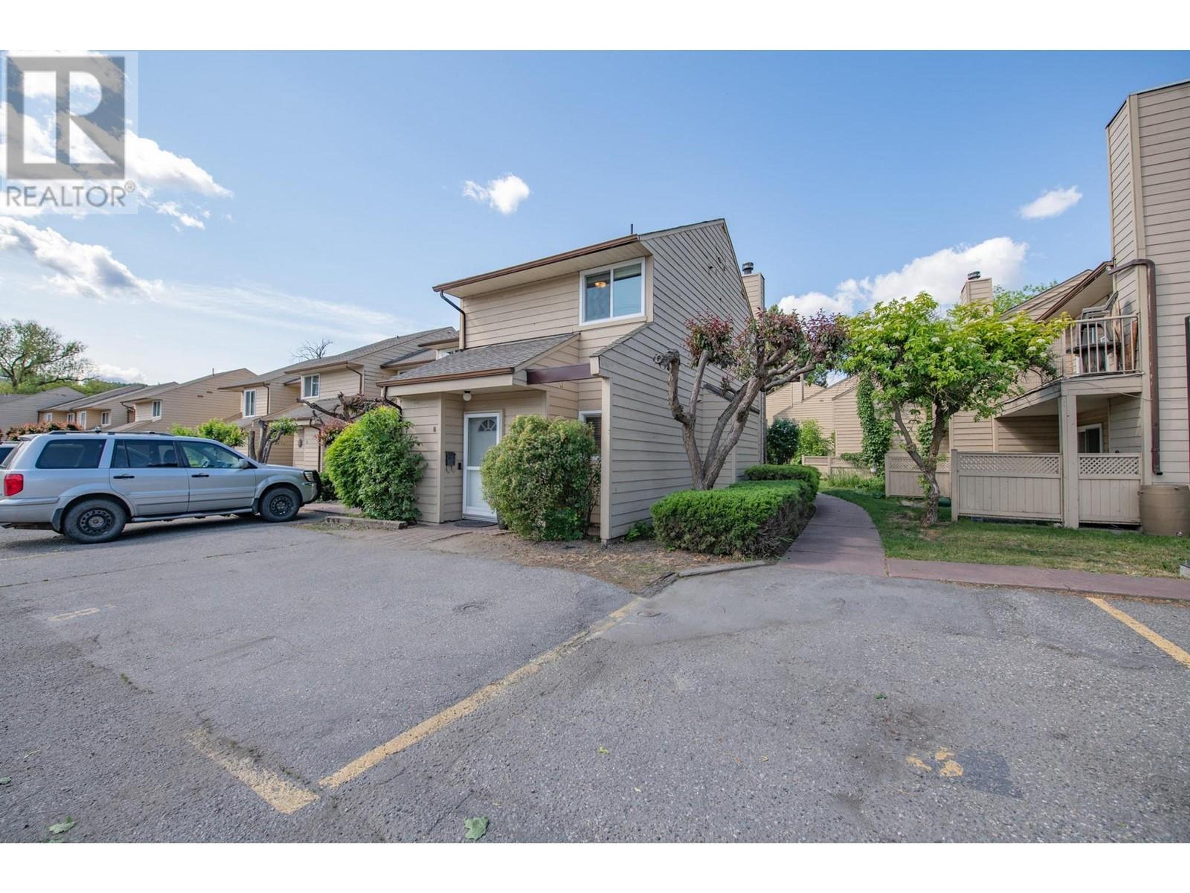 #8 5300 25 AVENUE - Image 4