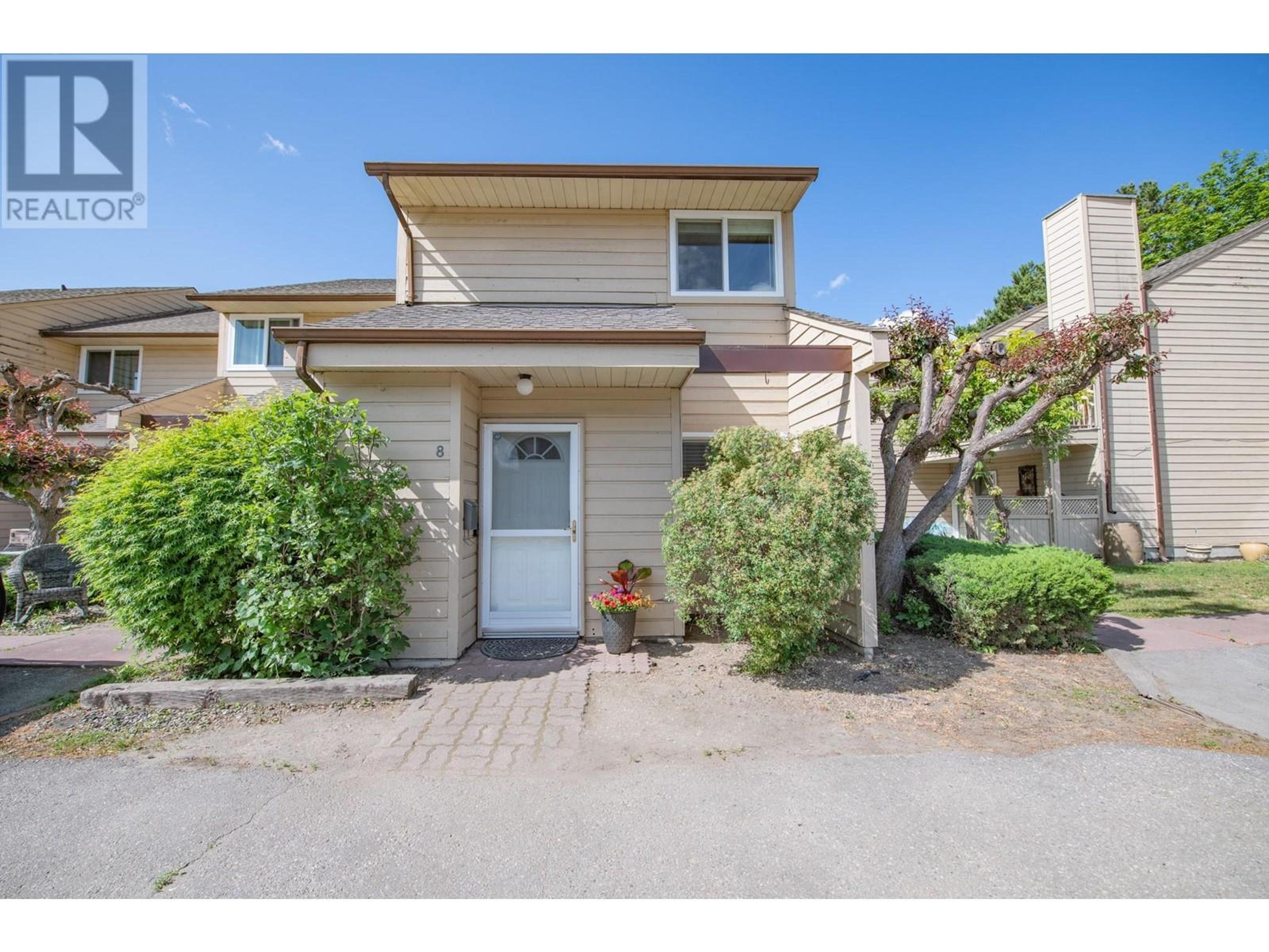 #8 5300 25 AVENUE - Image 1