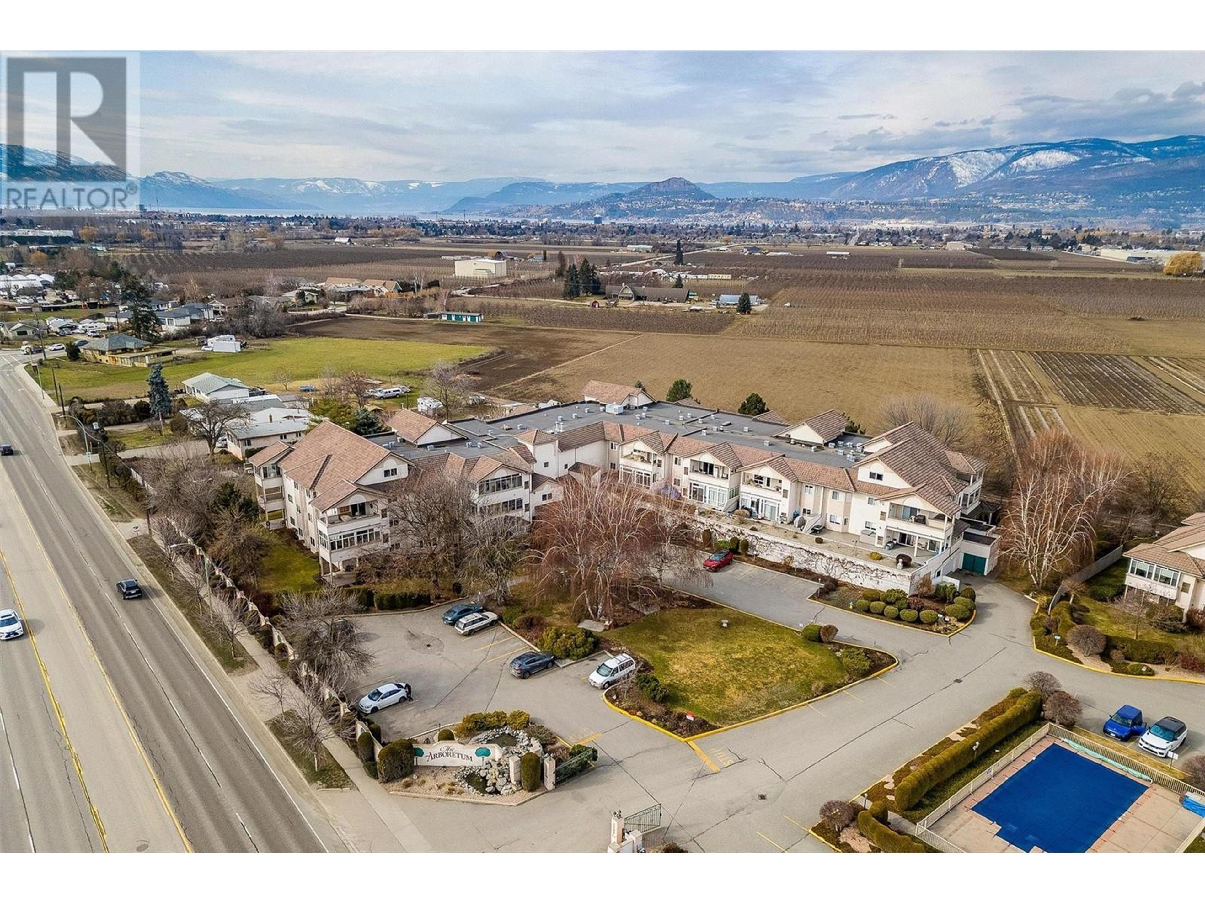 2300 Benvoulin Road, Kelowna - Exteriors - Full Complex View, Drone/Aerial View - Photo 6