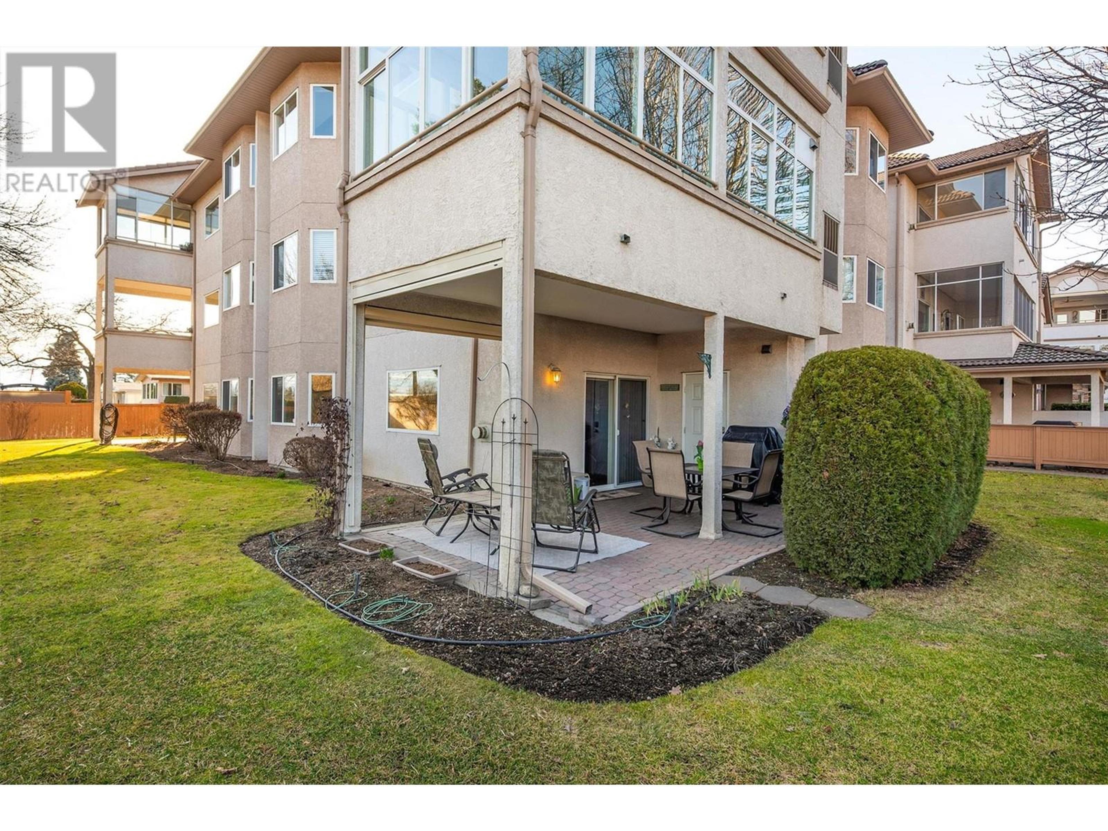 2300 Benvoulin Road, Kelowna - Exteriors - Photo 8