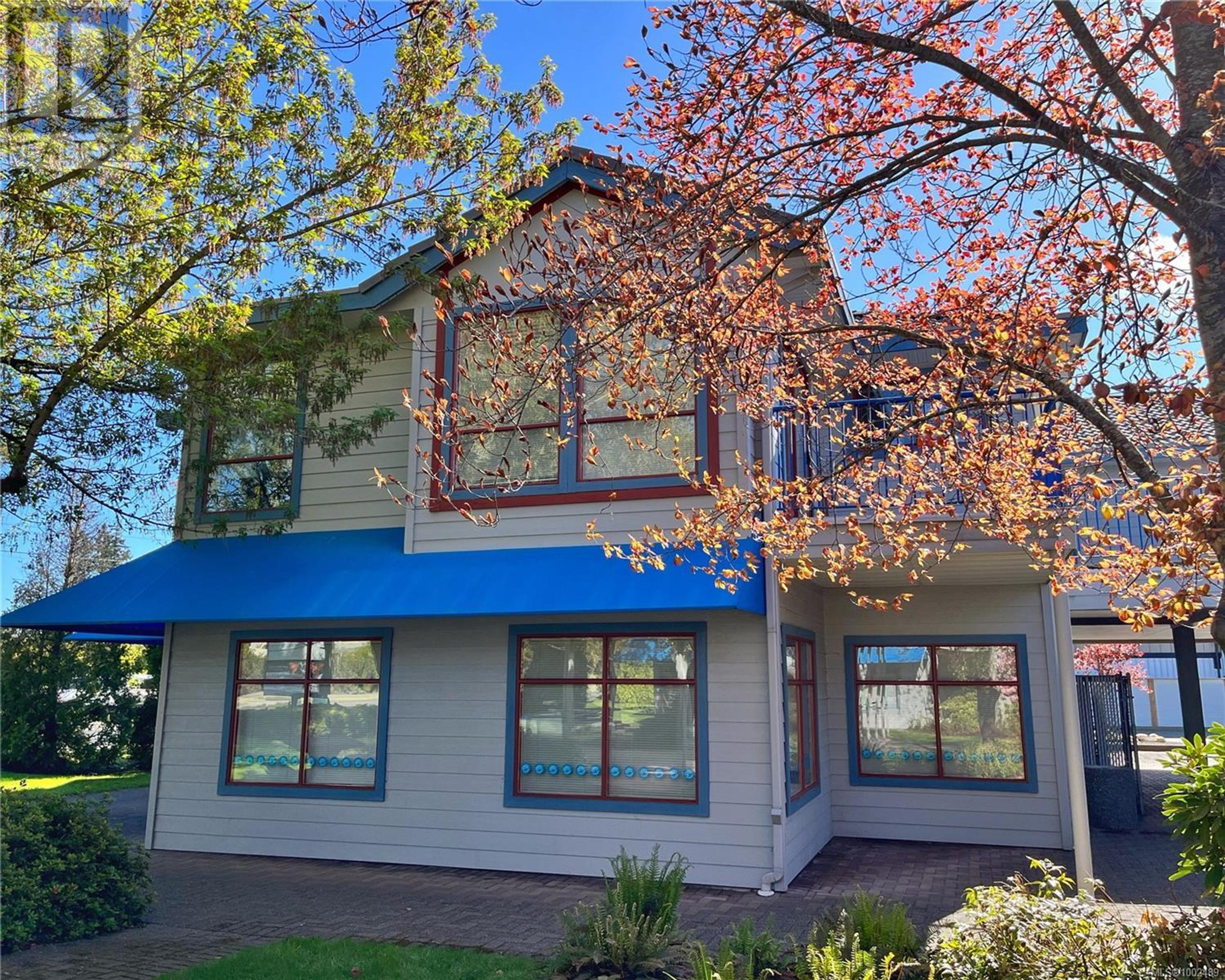 2100 Guthrie Rd, Comox - Exteriors - Photo 1