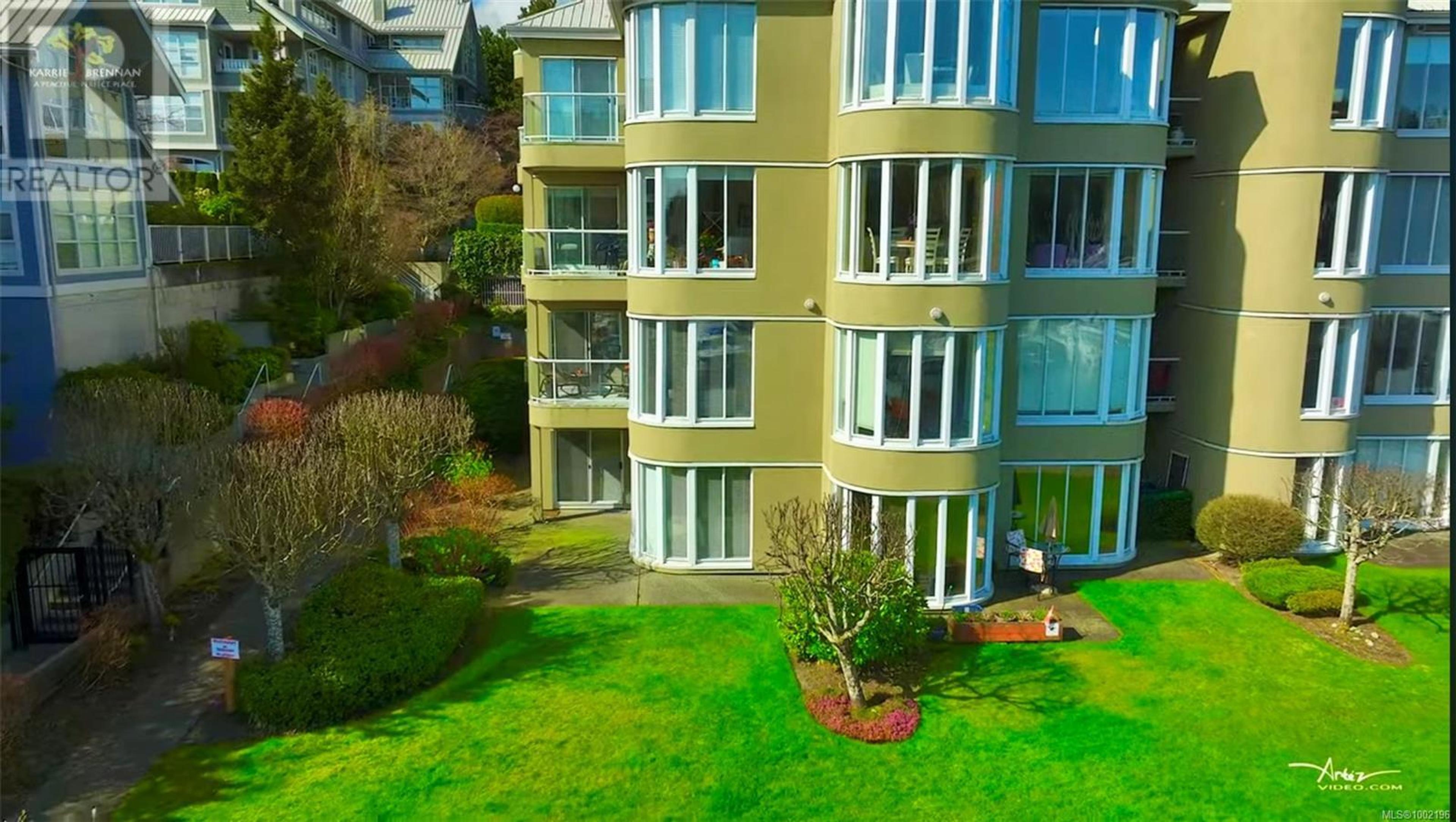 566 Stewart Ave, Nanaimo - Exteriors - Photo 3