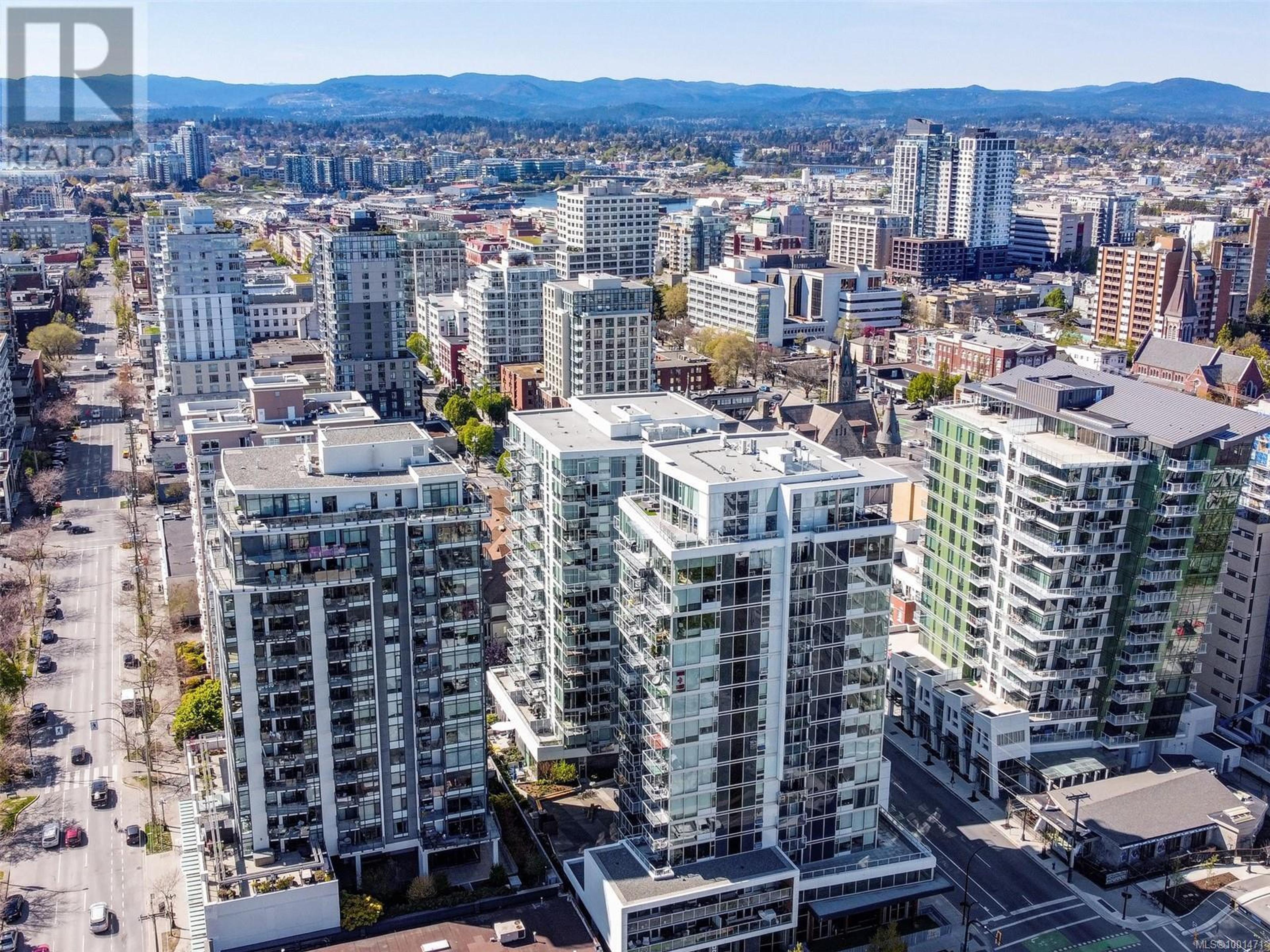 989 Johnson St, Victoria - Exteriors - Full Complex View, Drone/Aerial View - Photo 8