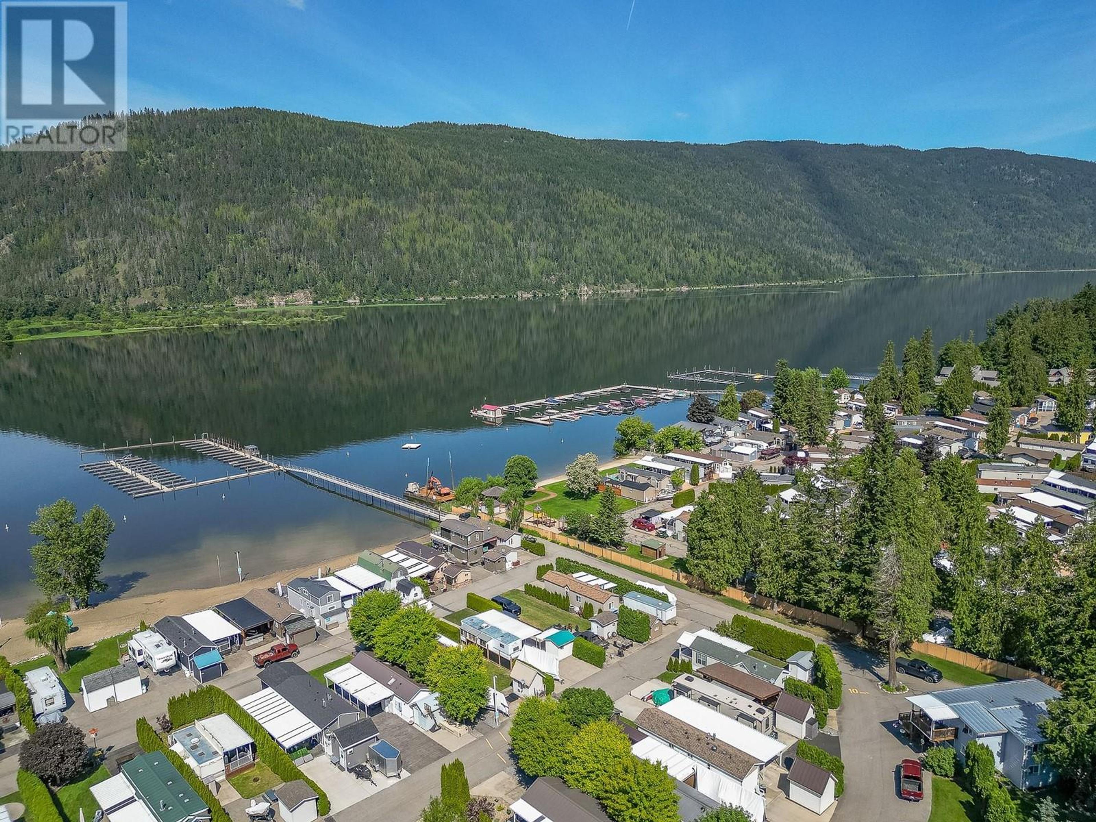 8216 97A Highway, Mara - Exteriors - Full Complex View, Drone/Aerial View - Photo 8