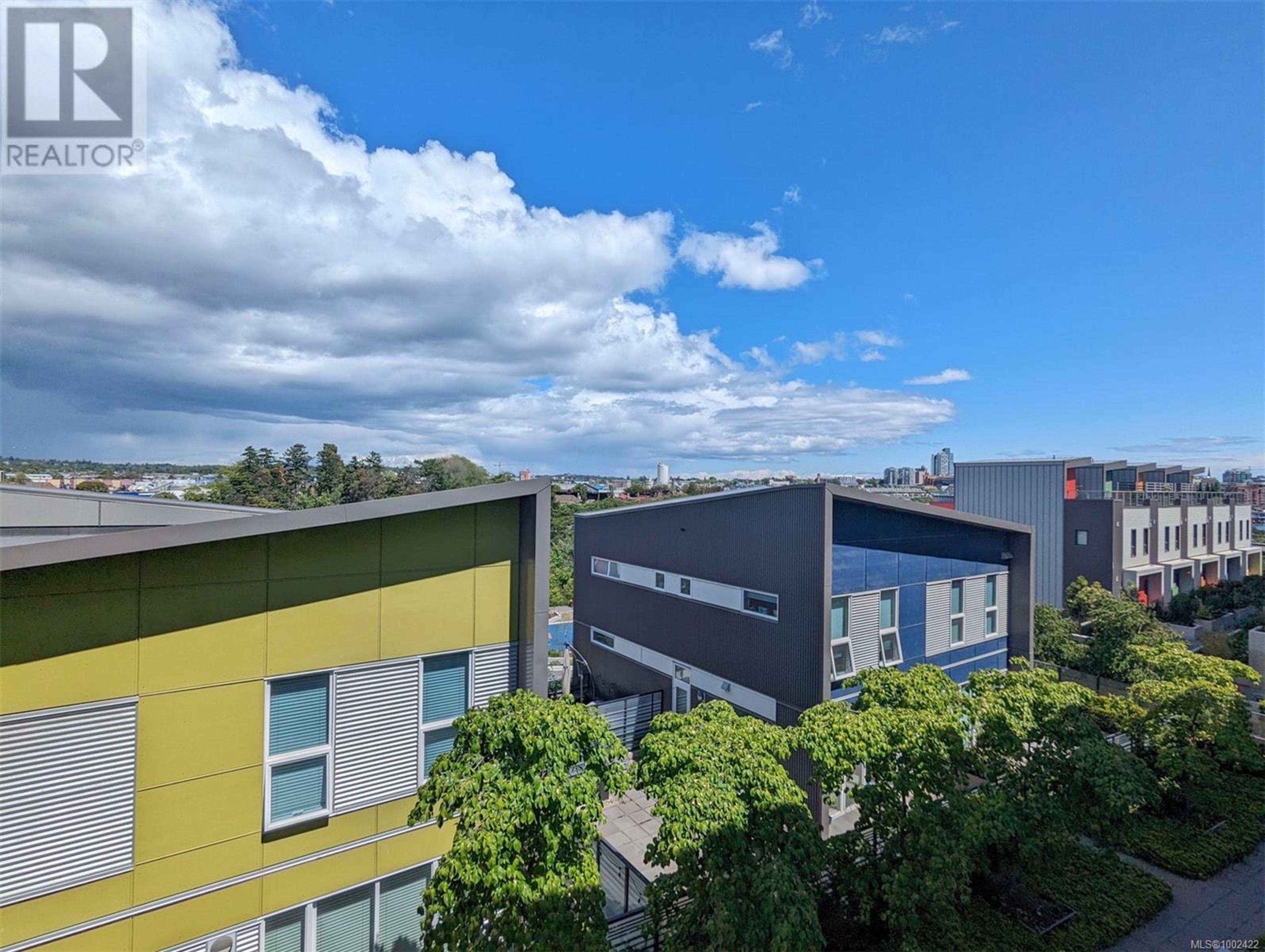 767 Tyee Rd, Victoria - Exteriors - Full Complex View - Photo 4