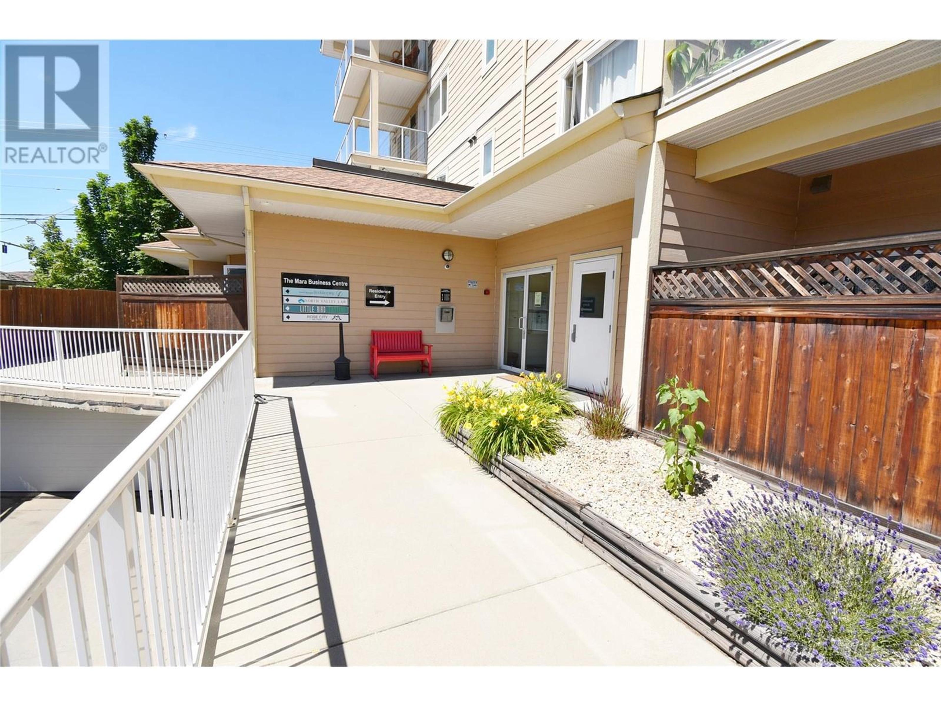 4205 27 Street, Vernon - Exteriors - Photo 1