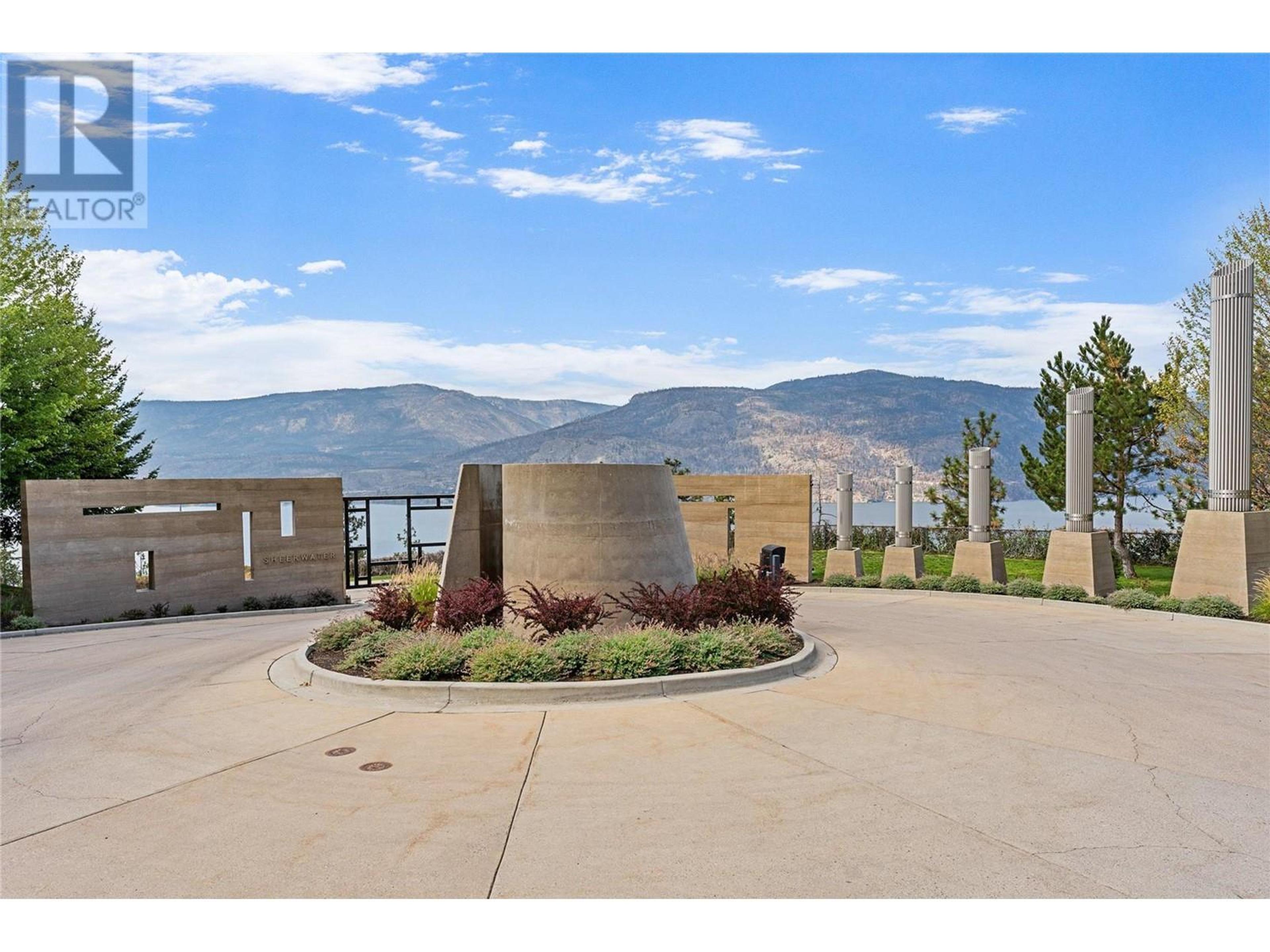 180 Sheerwater Court, Kelowna - Exteriors - Photo 8