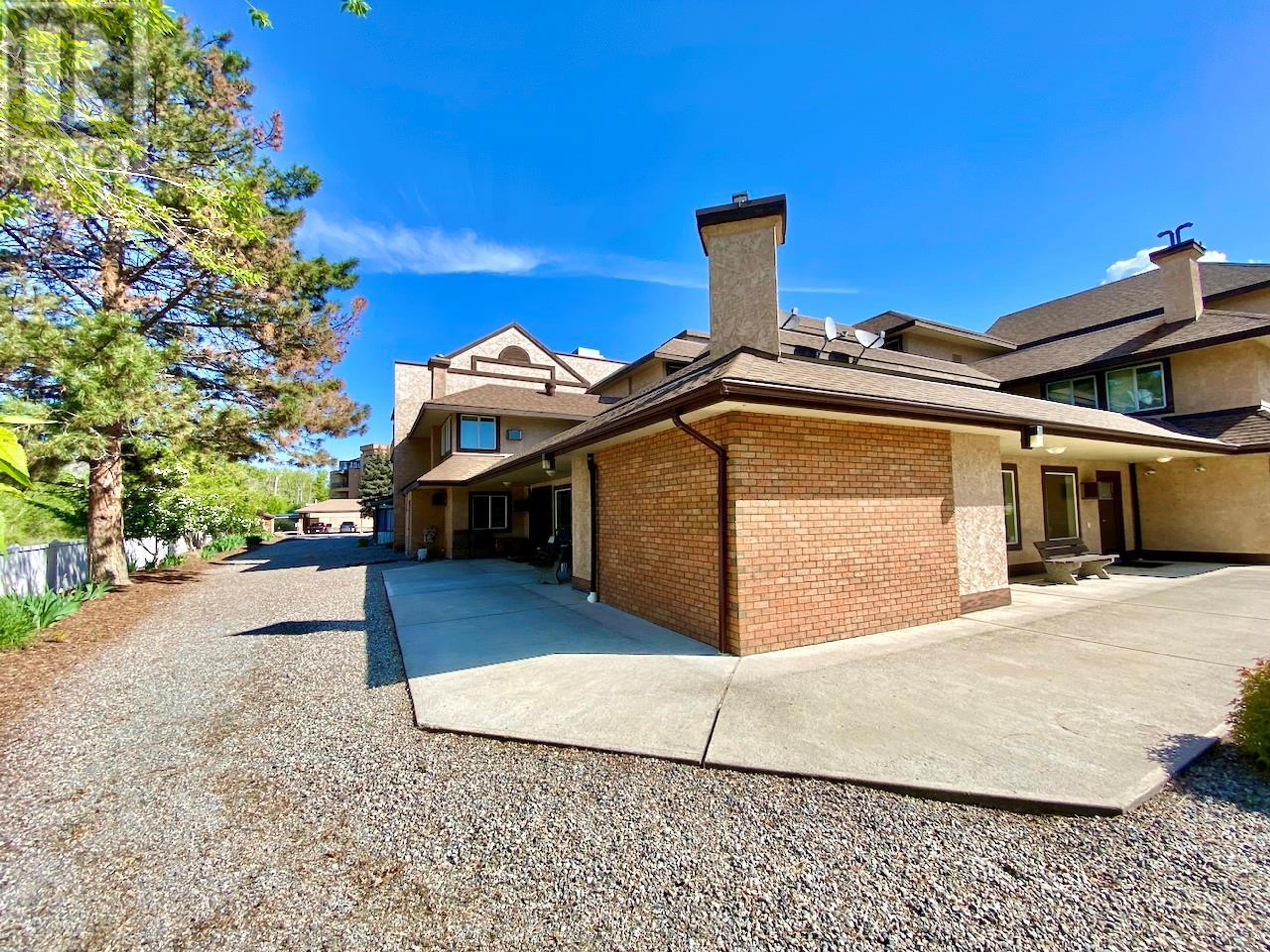 337 MCKINNEY Road, Oliver - Exteriors - Photo 19