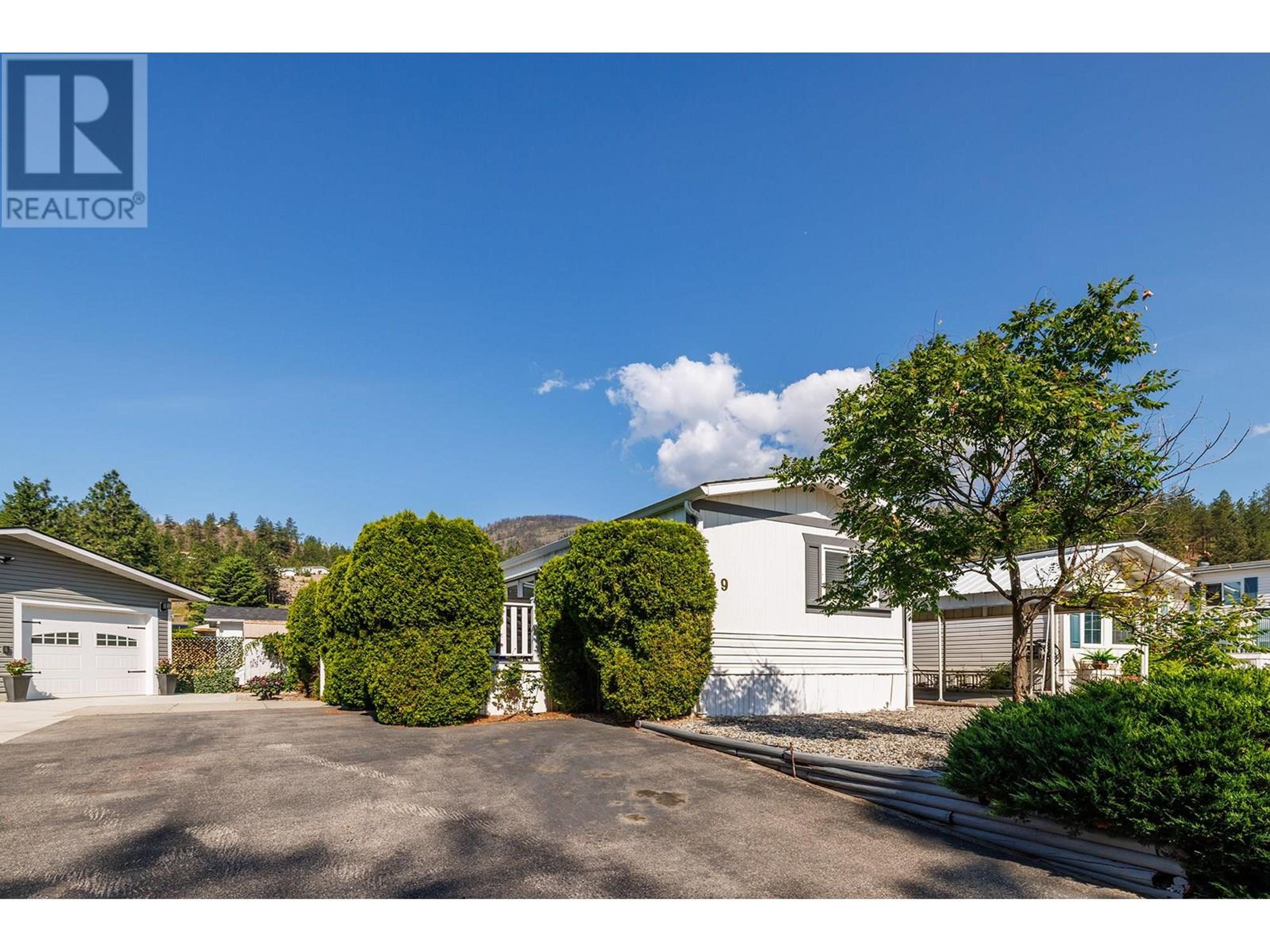 1750 Lenz Road Lot# 102, West Kelowna - Exteriors - Photo 6