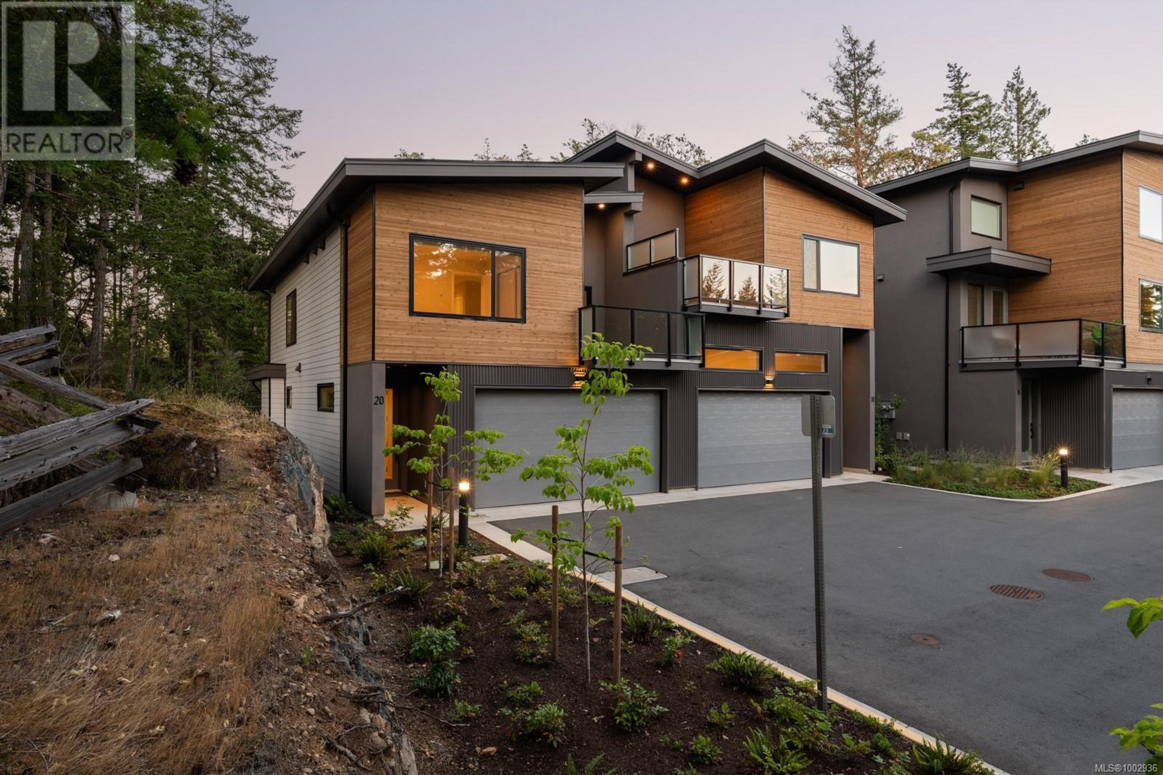 3921 Olympian Way, Colwood - Exteriors - Photo 4