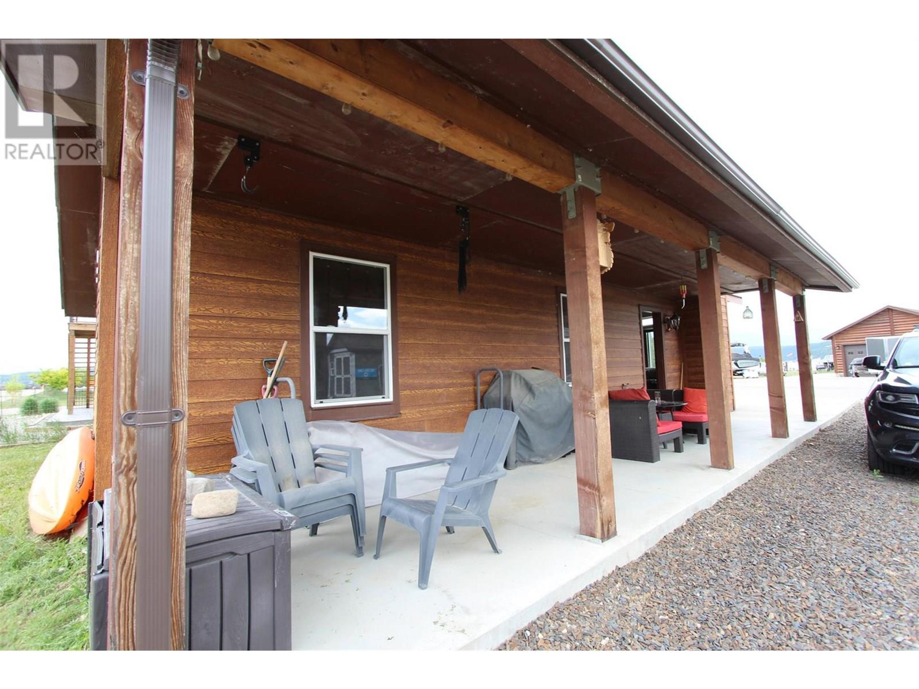 1643 Koocanusa Lake Drive, Lake Koocanusa - Exteriors - Photo 5